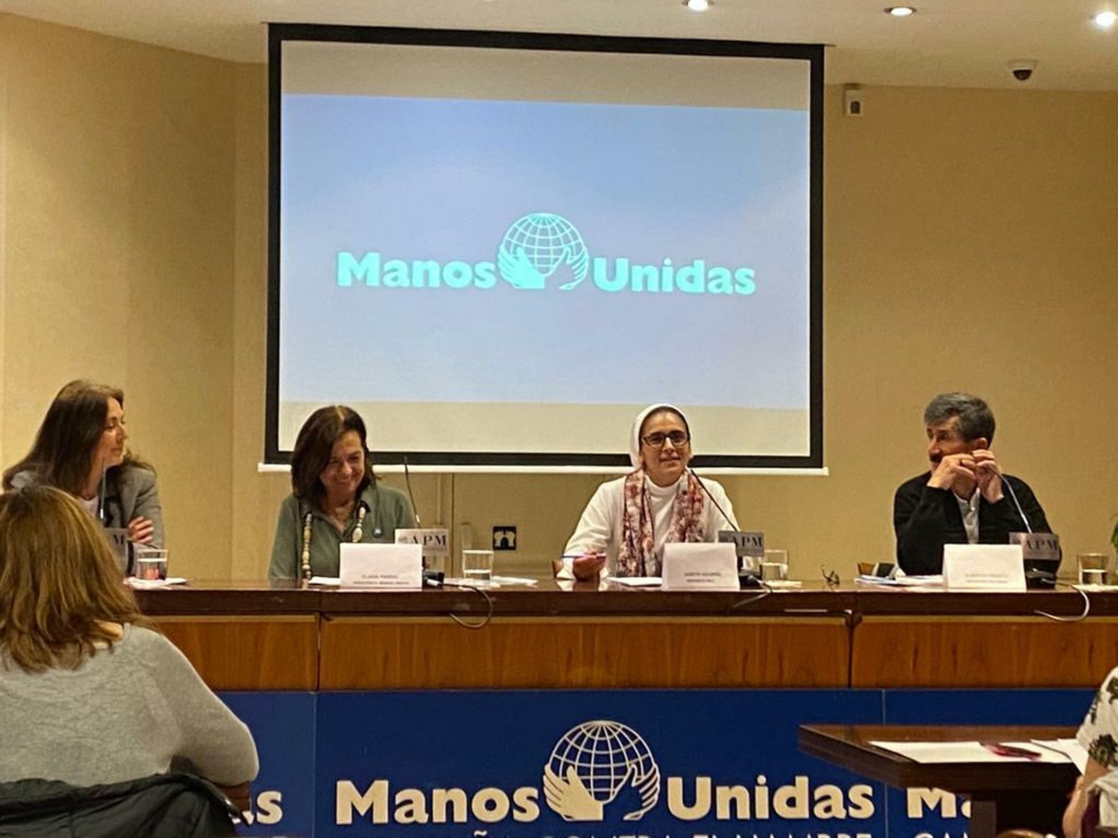 Clara Pardo, Janeth Aguirre y Alberto Franco