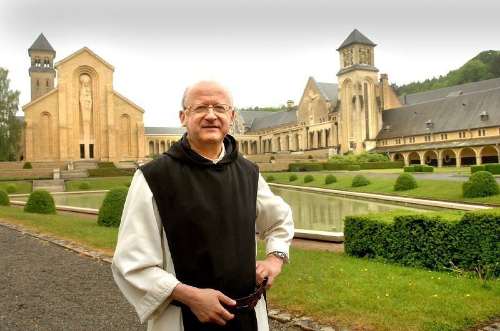 Lode van Hecke en su abadía