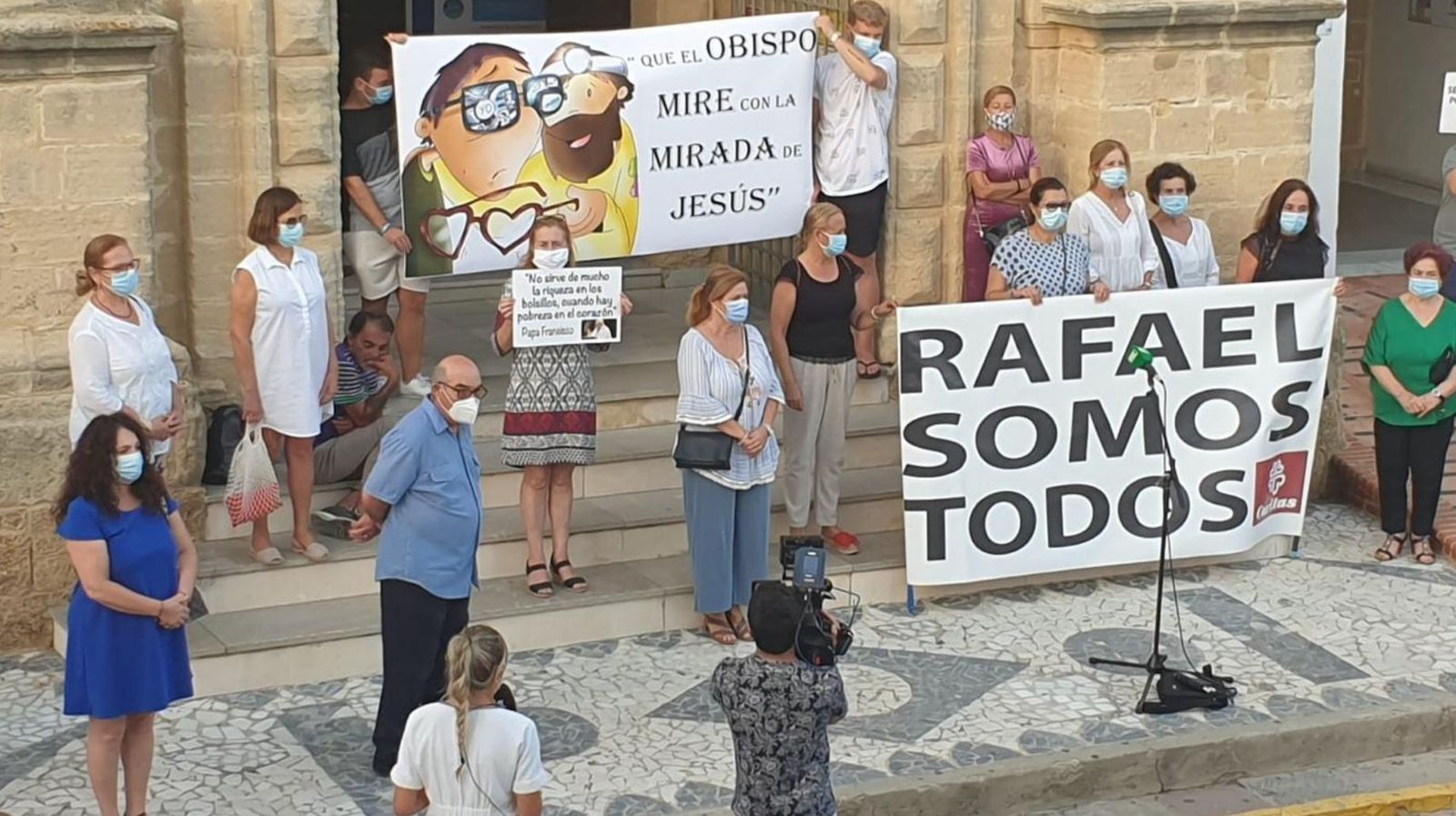 Vecinos apoyan a Rafael Vez