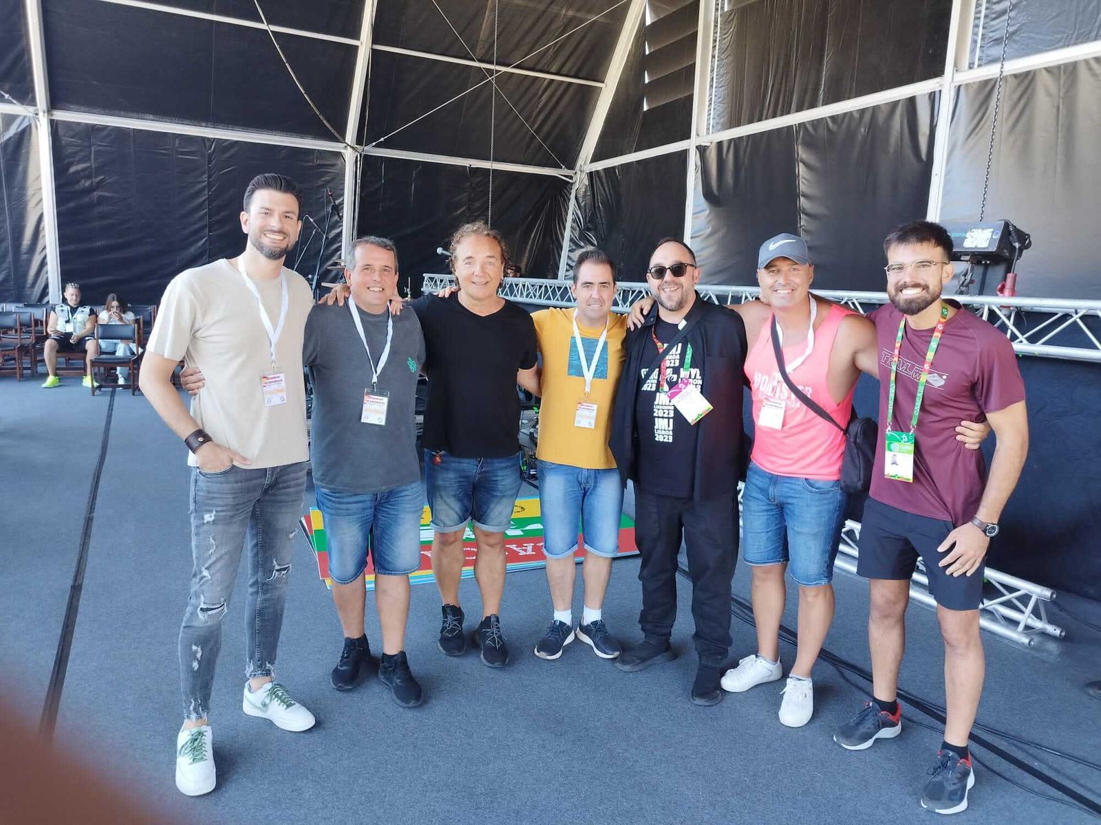 Toño Casado con otros artistas