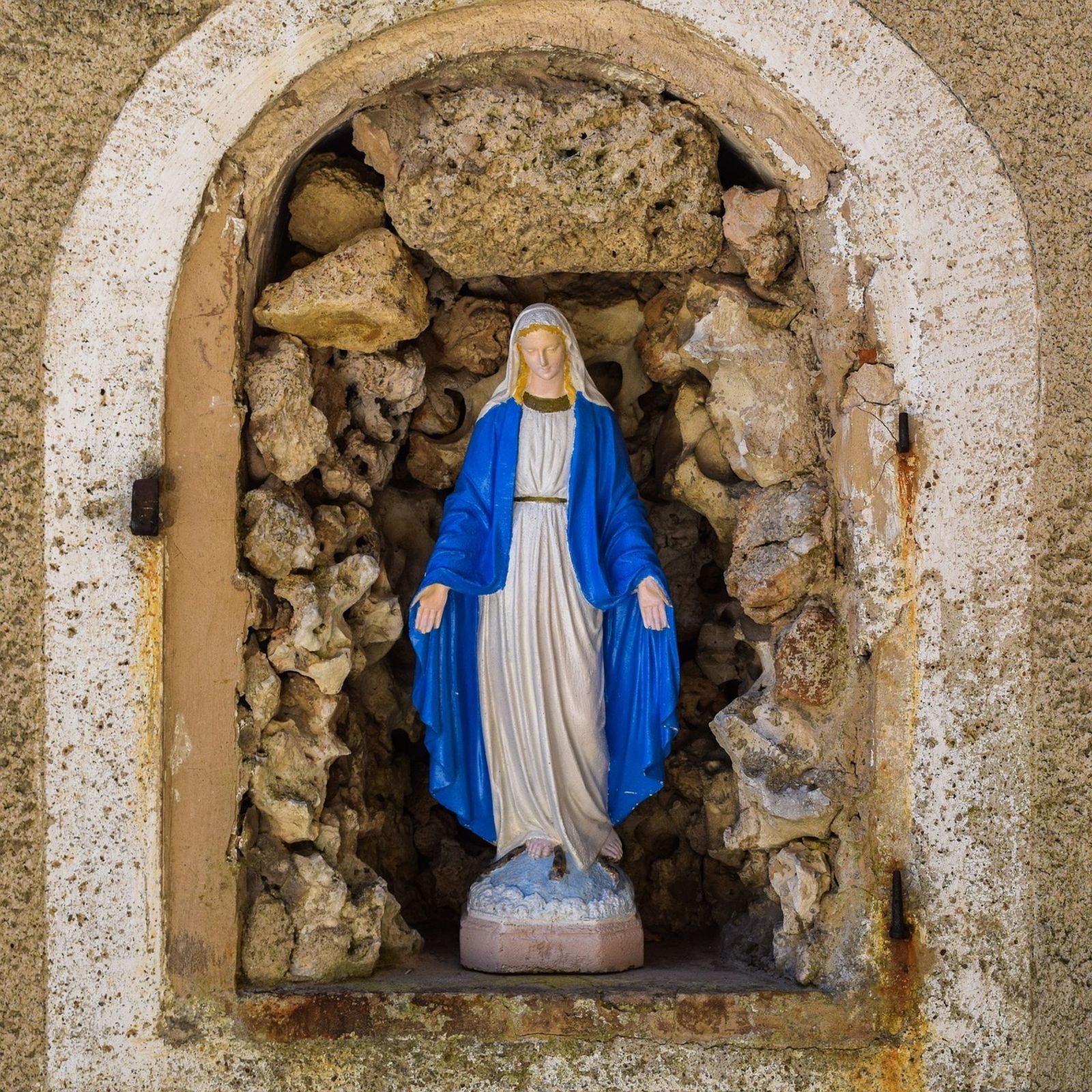 💙 ¡A LOS QUE NO CONOCEN A SANTA MARÍA Bendita eres María, entre todas las mujeres! ¡Con San Francisco de Asis y nuestras madres!