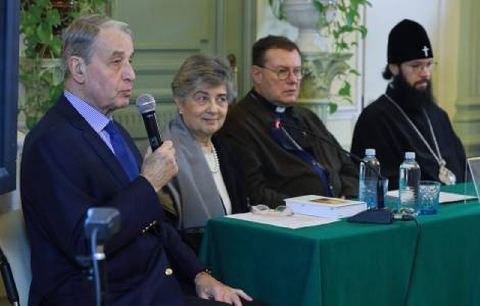 Presentan en Moscú de "Jesús de Nazaret" de Benedicto XVI