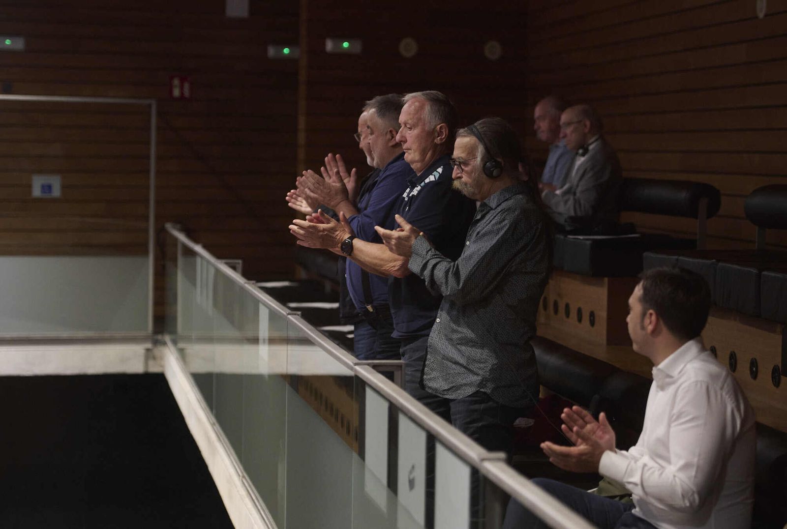 Las víctimas aplauden la aprobación de la ley en el Parlamento navarro