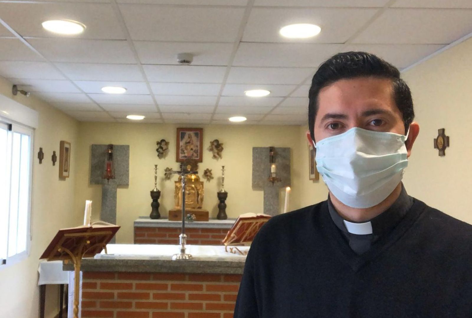 Juan Carlos Pinto, en la capilla de la UME