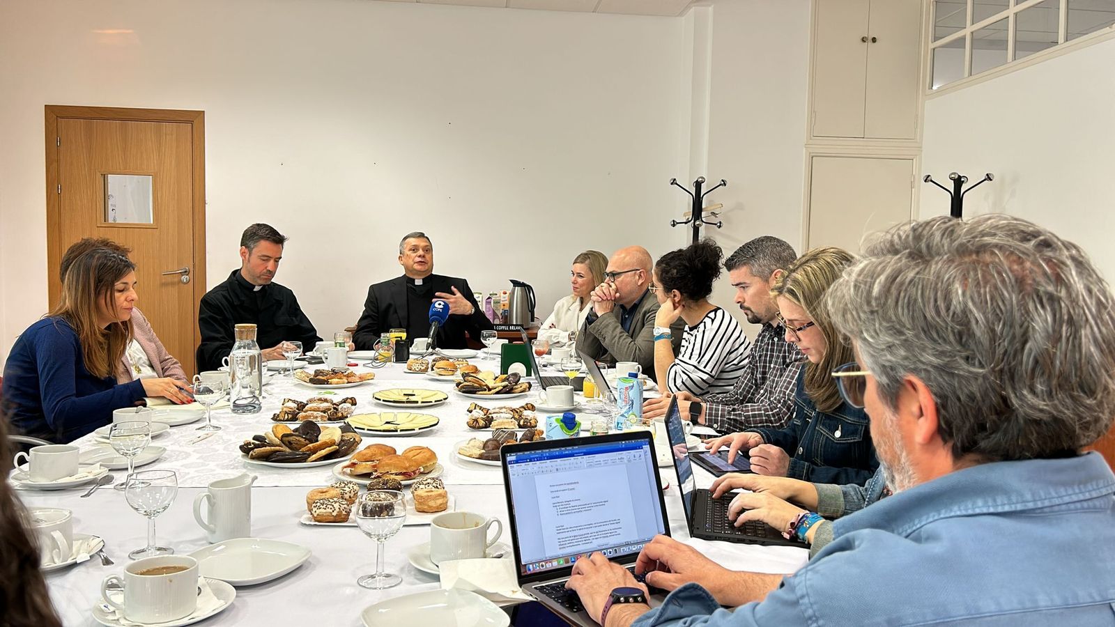 Lucio Ruiz presentó el 1º Encuentro de Evangelizadores Digitales.