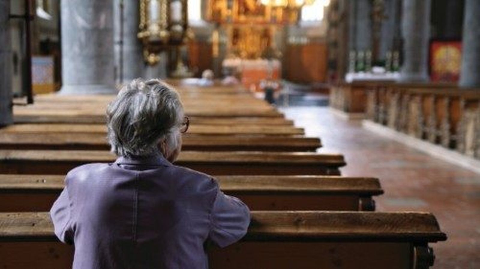 ¿Servicios religiosos solo para creyentes vacunados o recuperados?