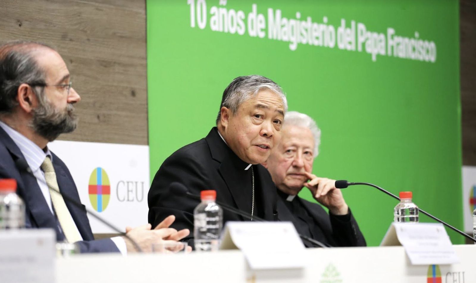 El Nuncio, en el congreso del Papa Francisco