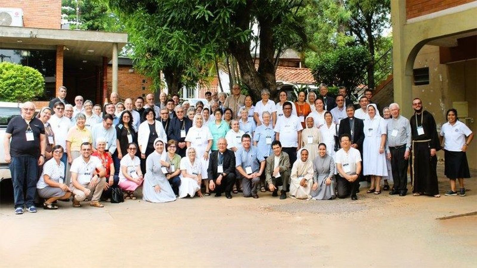 Religiosos y obispos del Paraguay