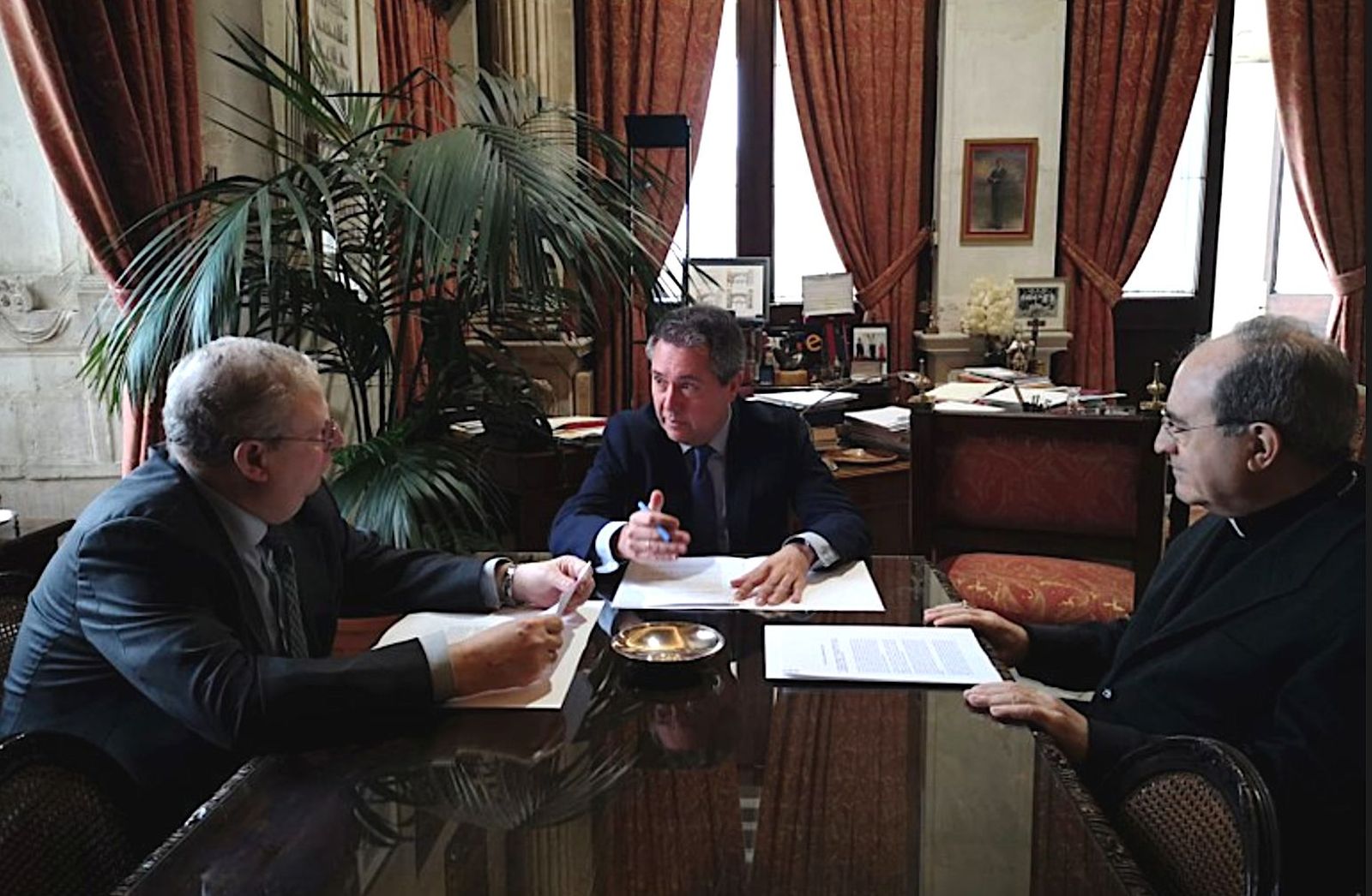 Espadas, Asenjo y Vélez