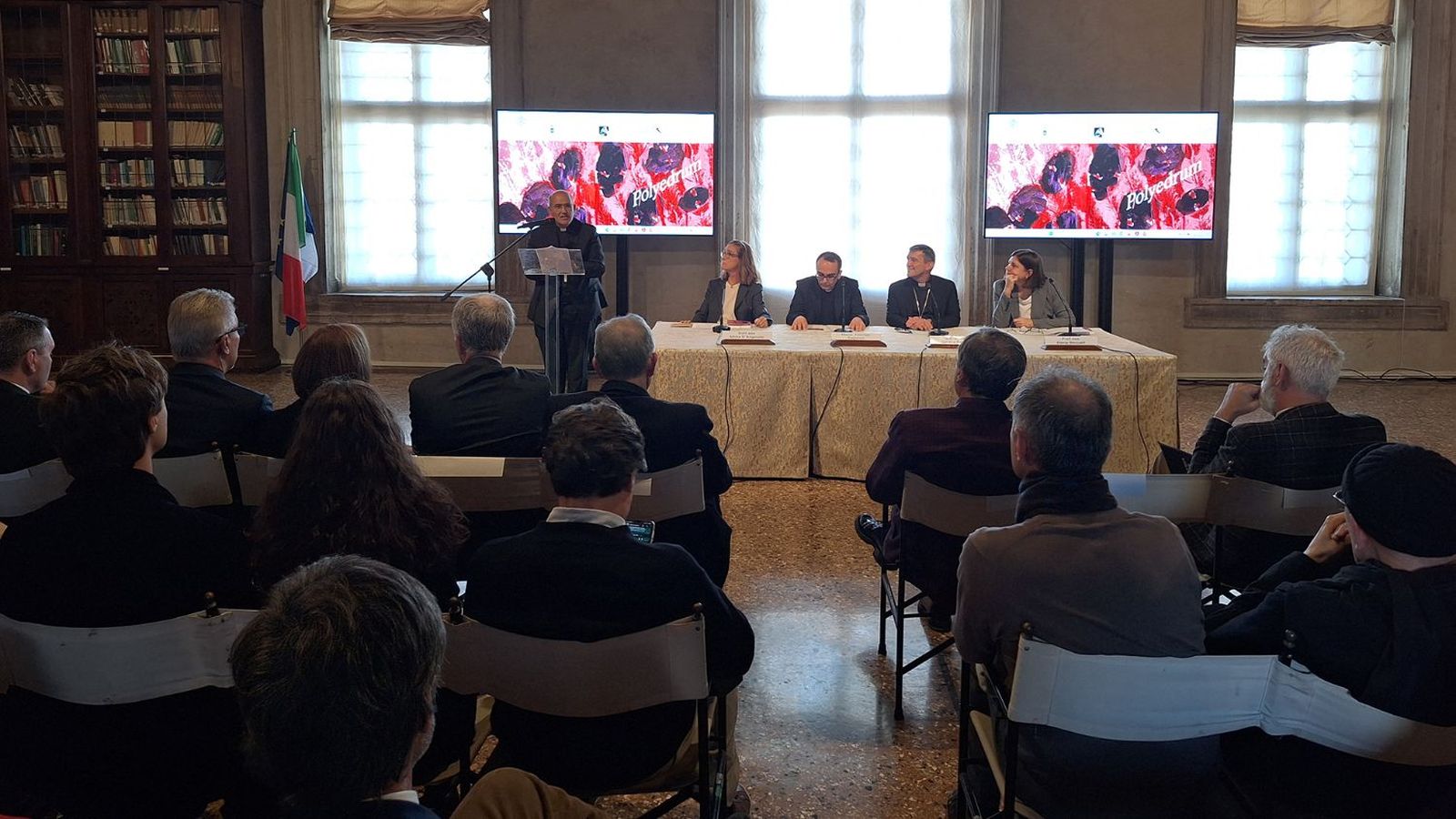 Presentación de la revista "Polyedrum" en Venecia