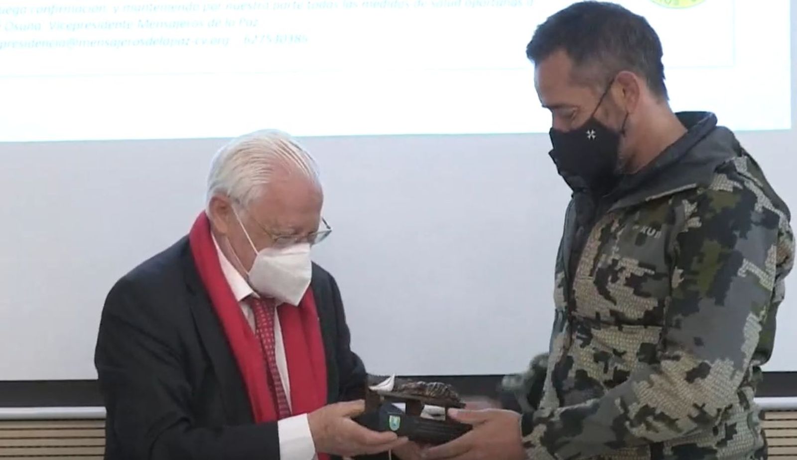 Padre Ángel y Cavadas