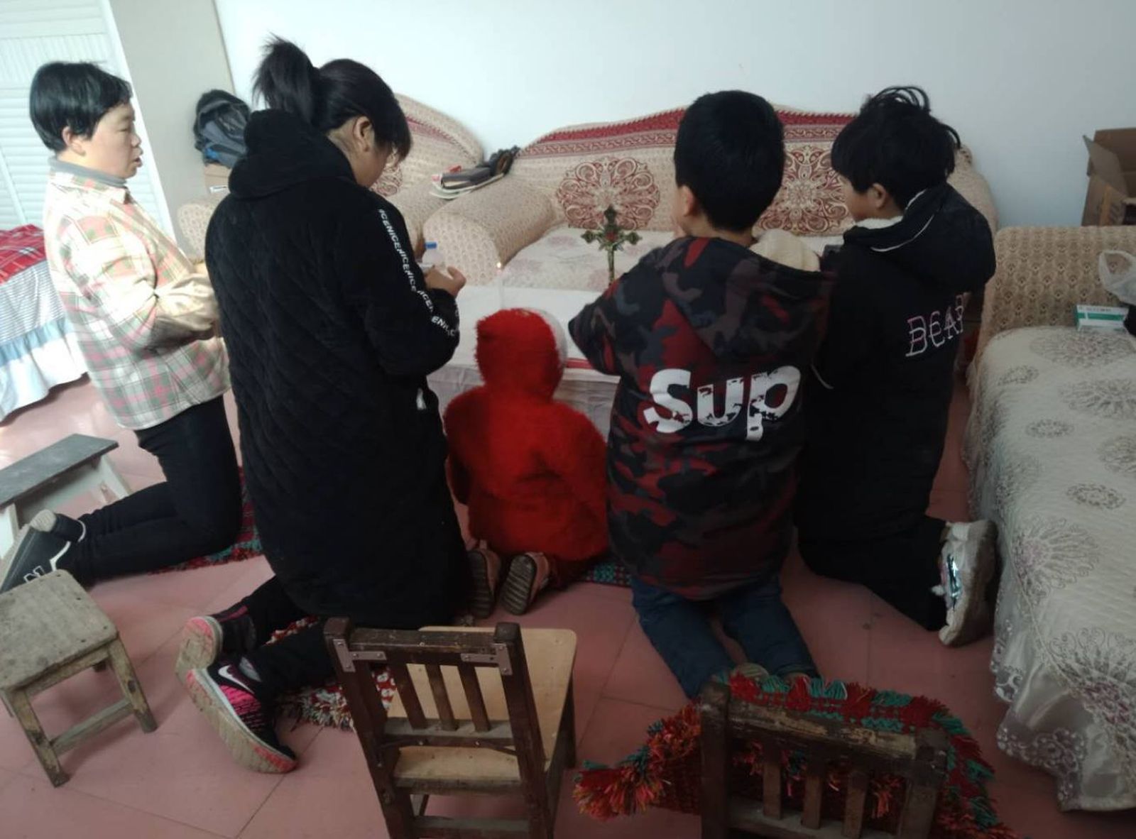 Coronavirus en China: altares en las viviendas