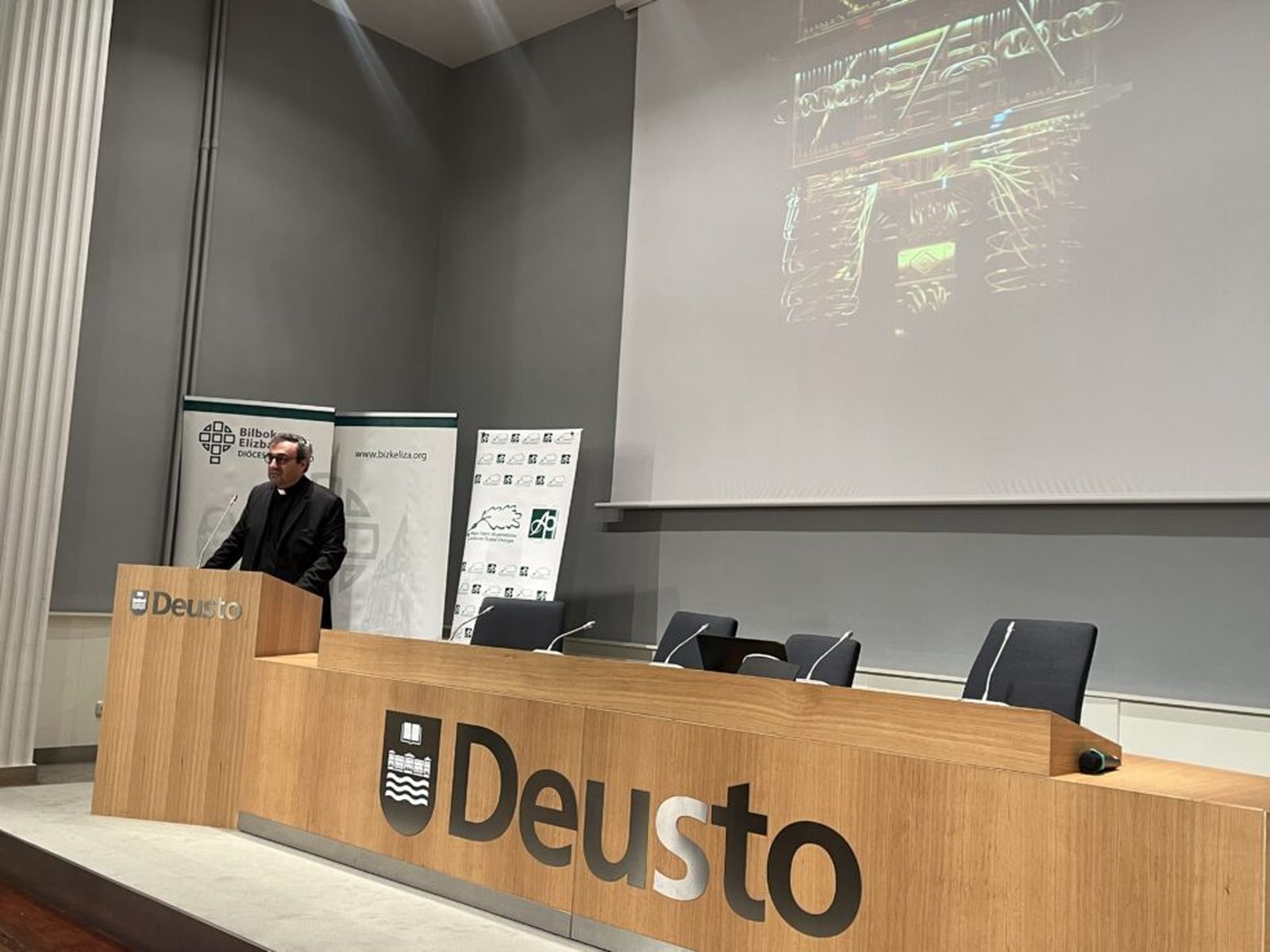 Ciucci, durante su ponencia