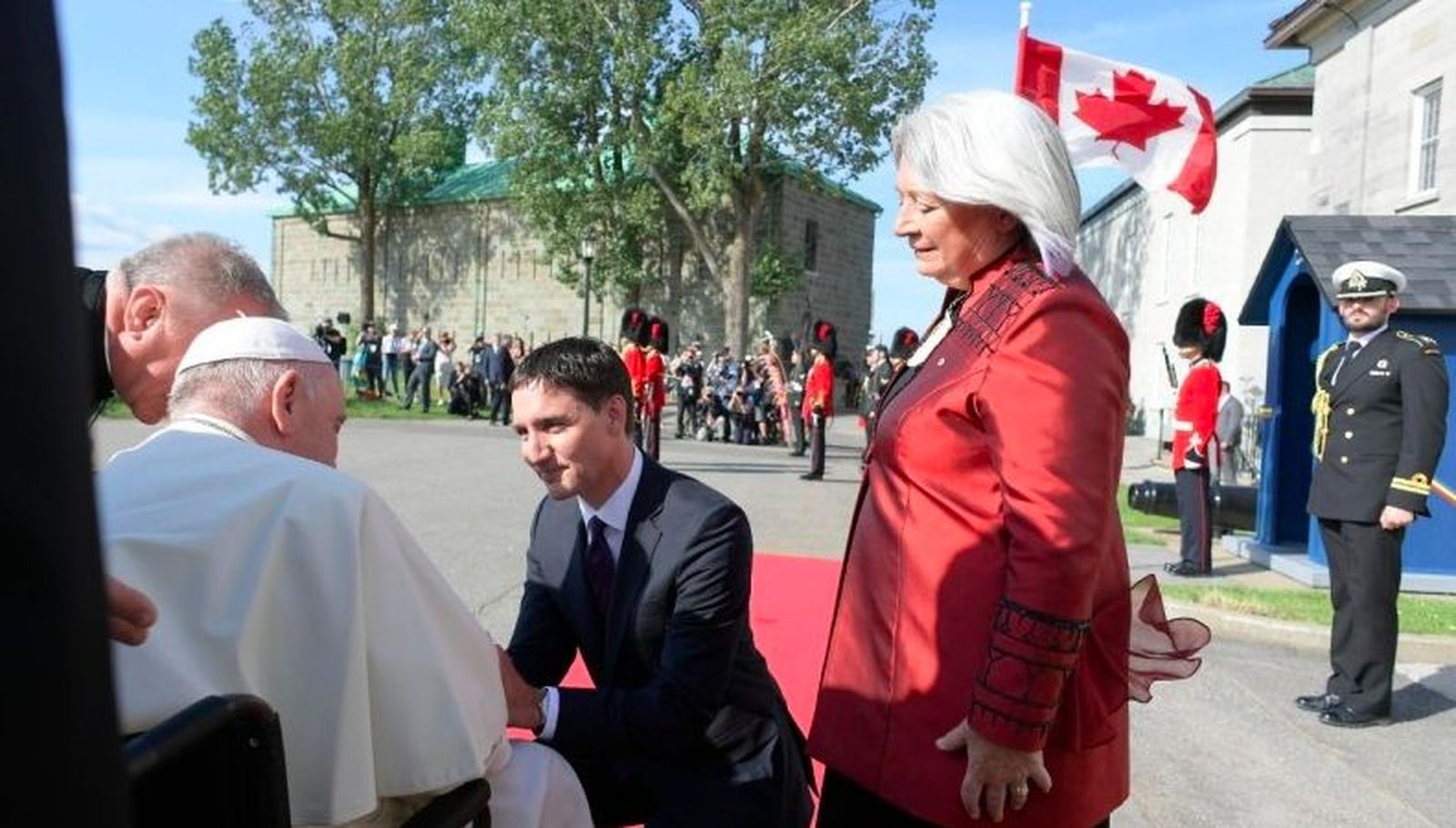 Mary Simon y Justin Trudeau reciben al Papa en la Ciudadela de Quebec