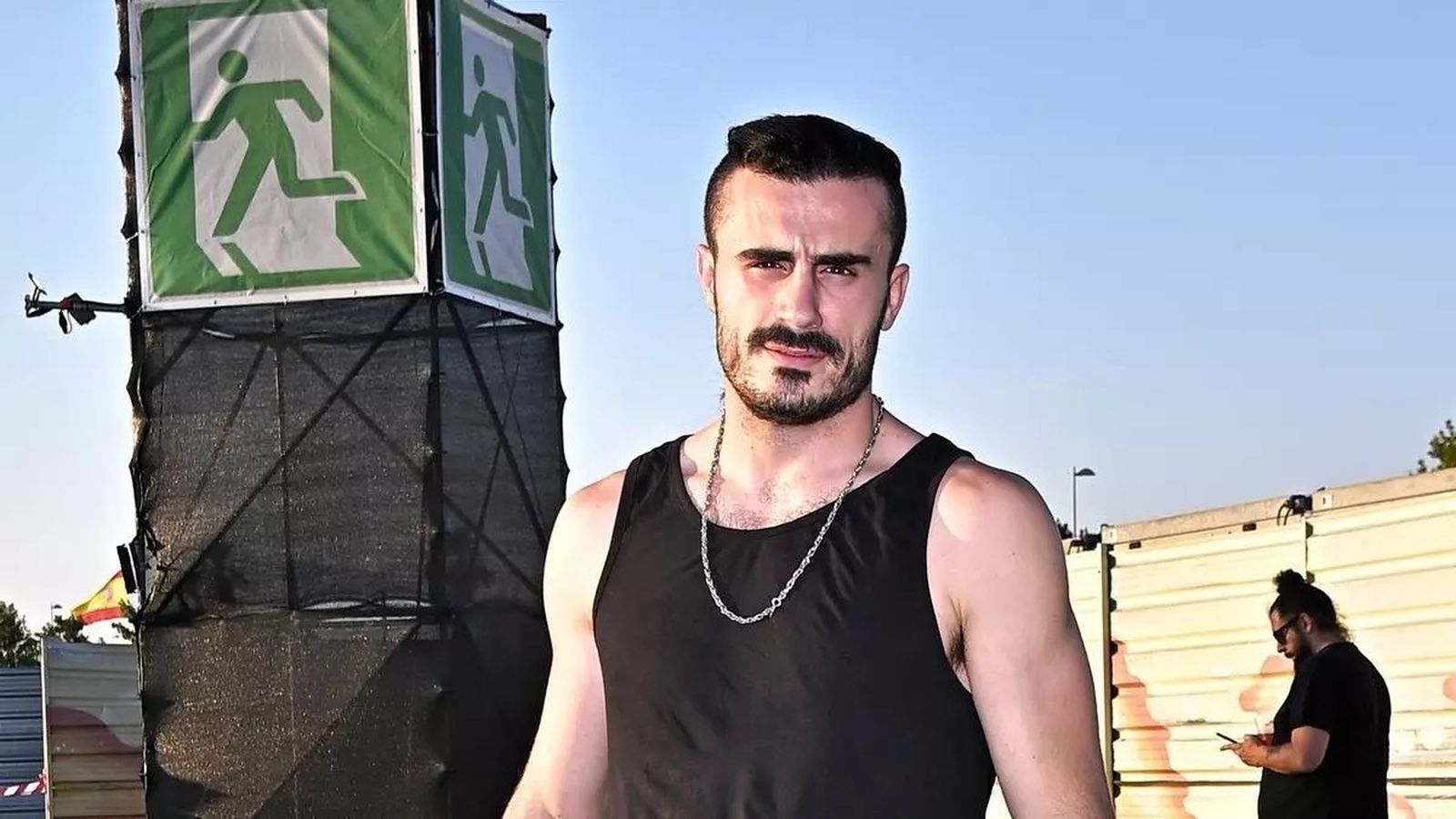 Alberto Redondo, 'Mr Jägger'