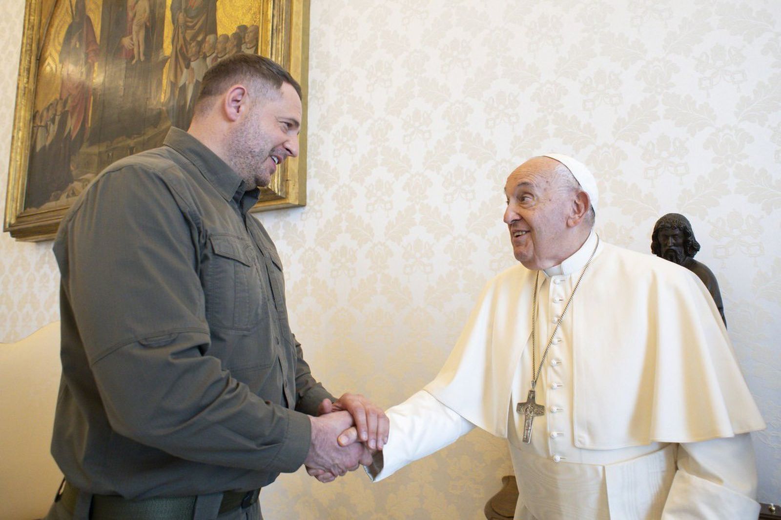 El Papa, con Yermak