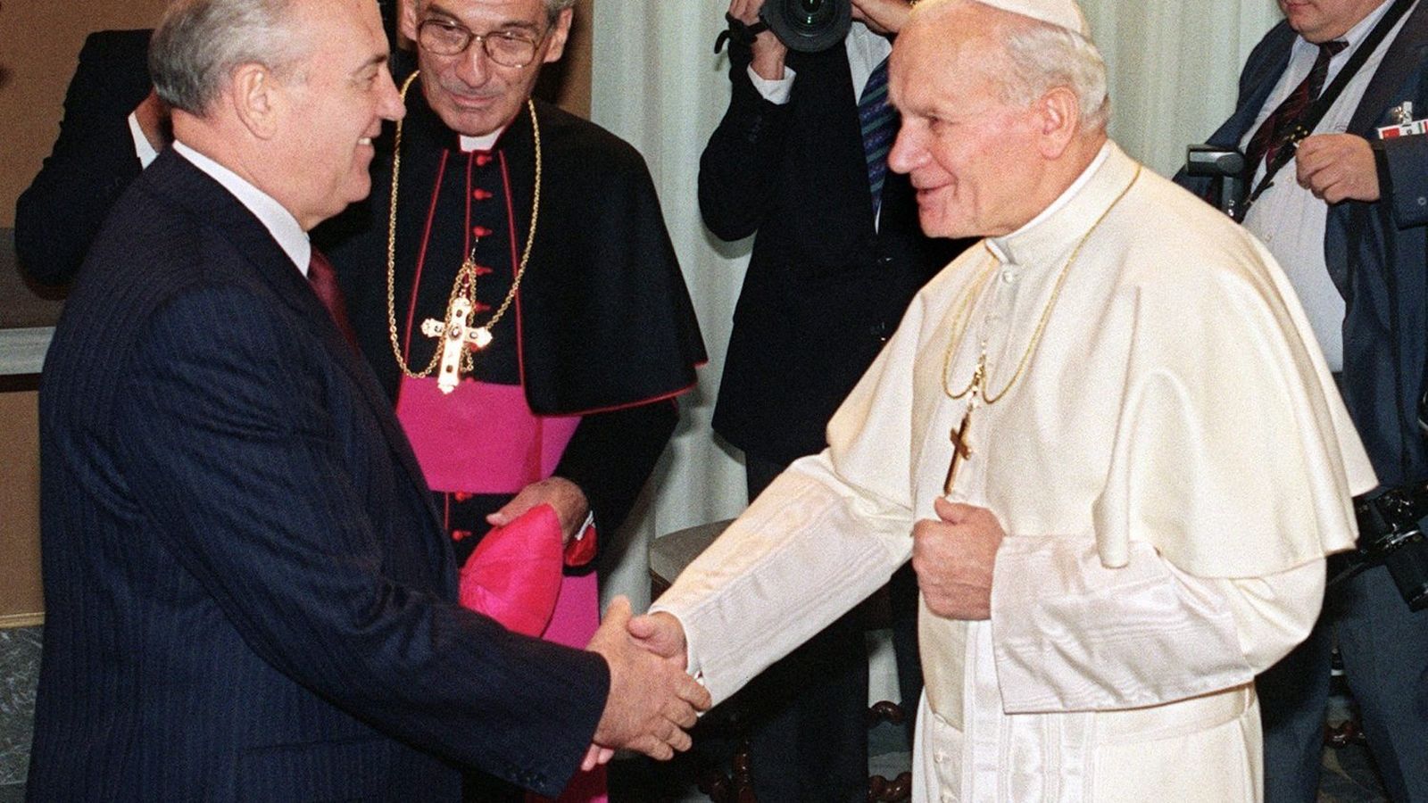 Mijaíl Gorbachov y Juan Pablo II