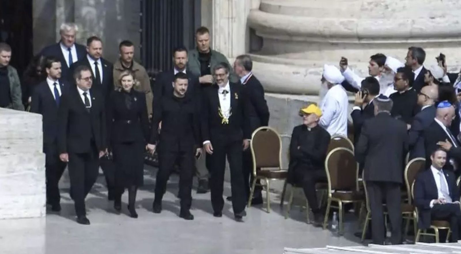 Zelenski, en la plaza de San Pedro