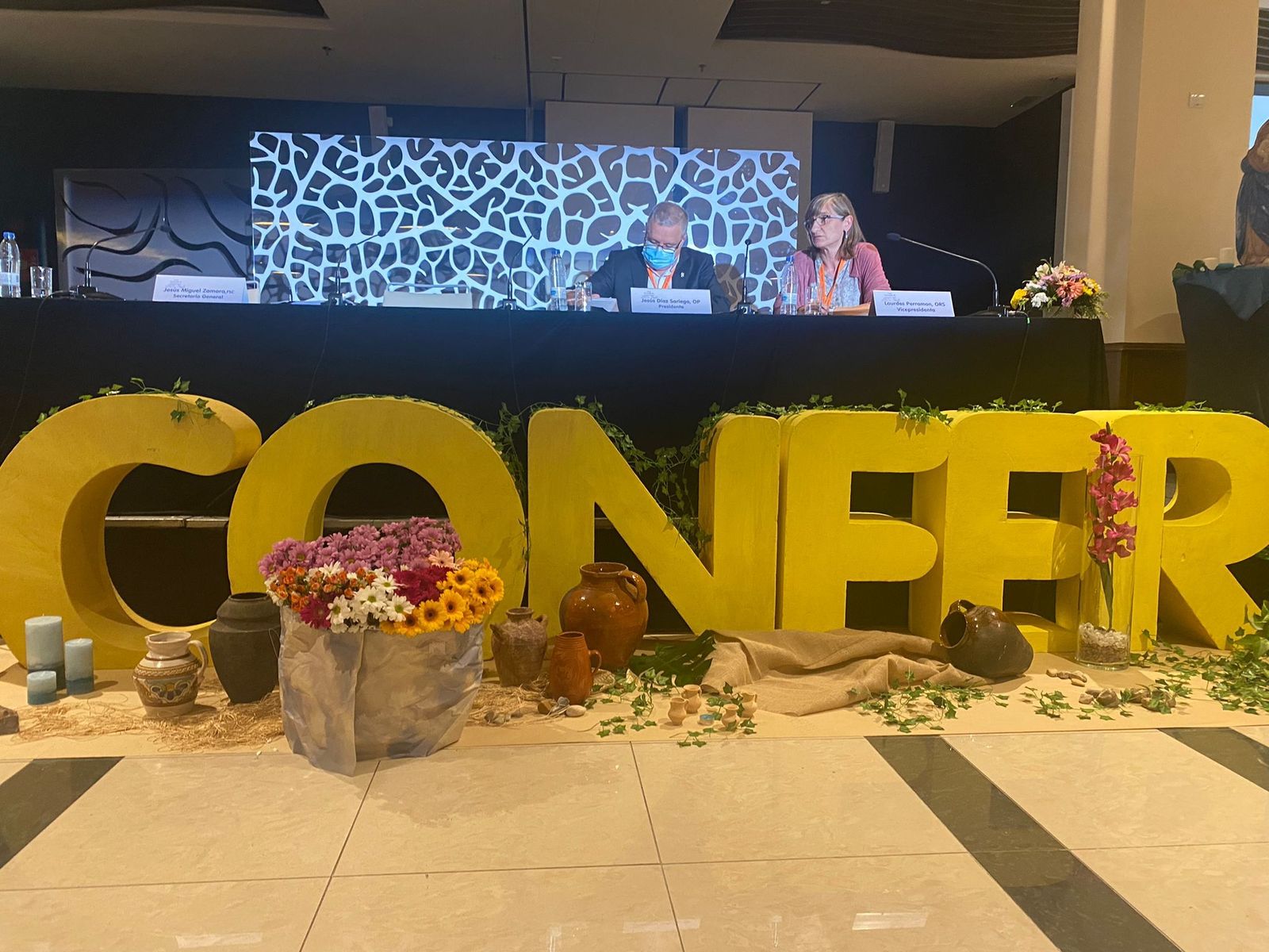 Jesús Díaz Sariego y Lourdes Perramon, presidente y vicepresidenta de Confer