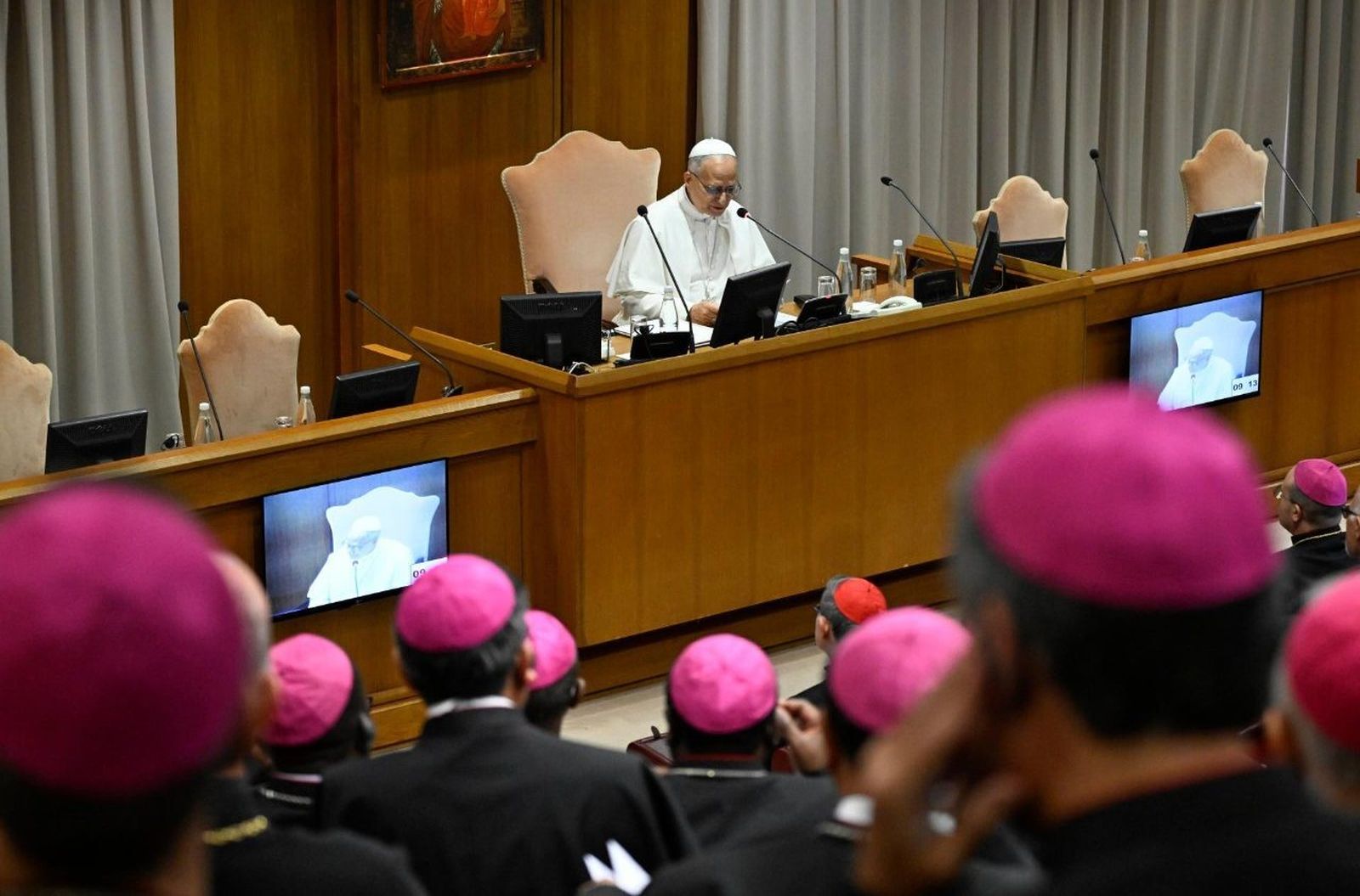 León XIV se dirige a los obispos ordenados en el último año