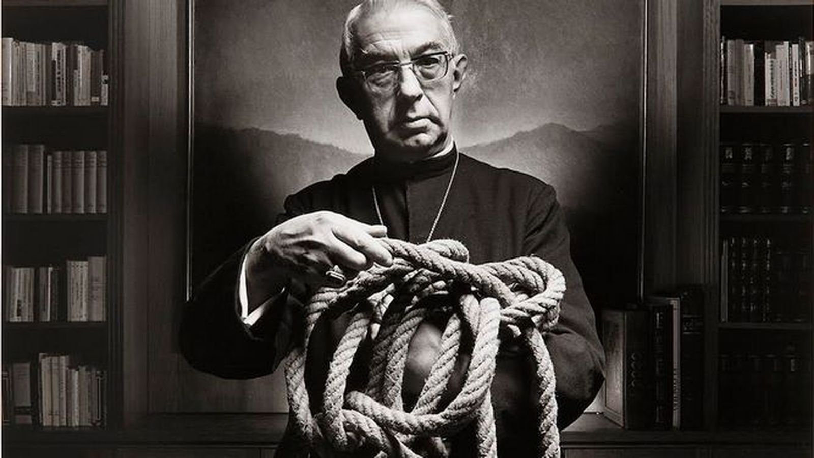 El cardenal Tarancon, posicionado al lado de Añoveros