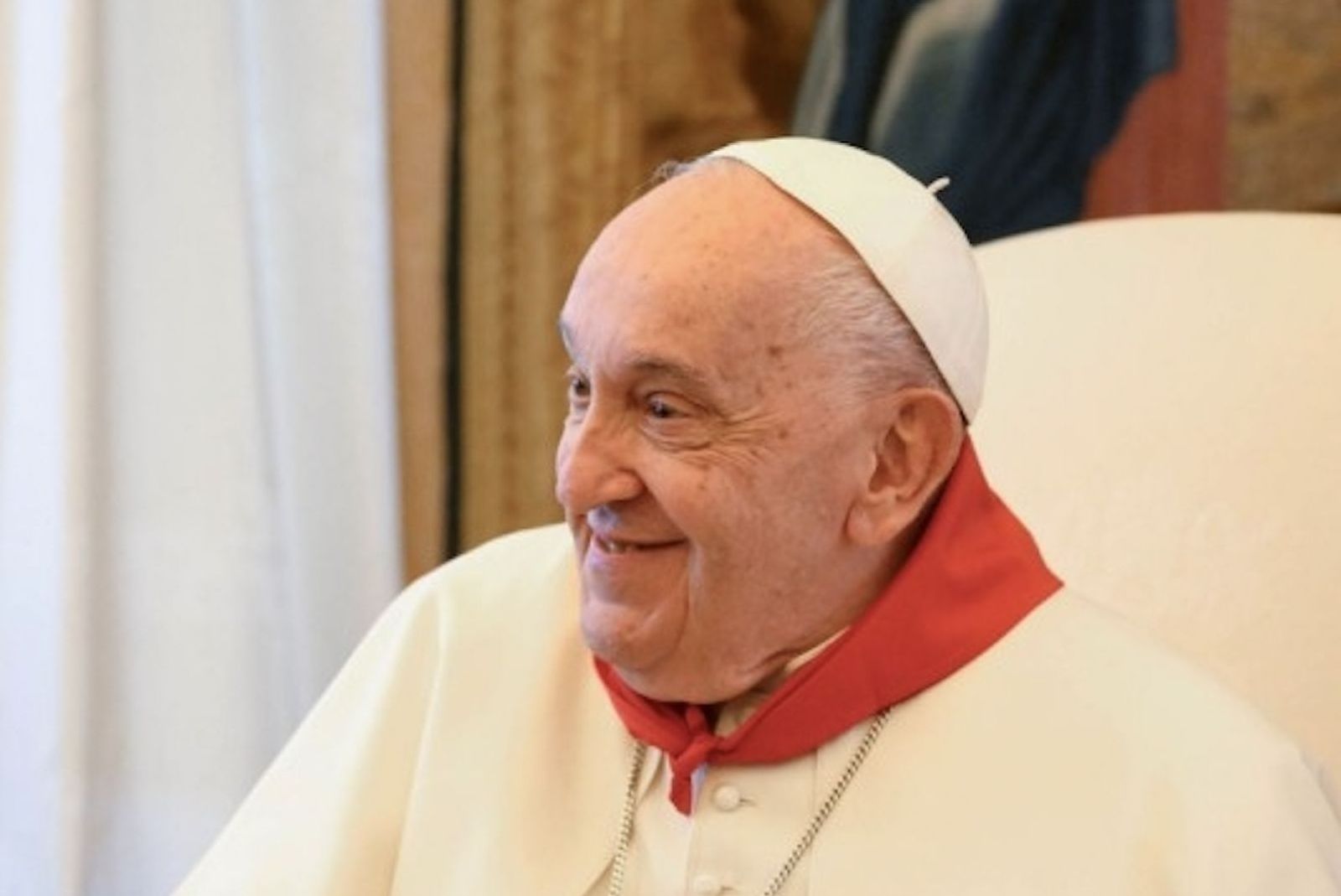 El Papa, con el pañuelo de los sanfermines