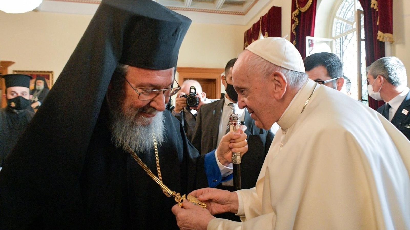 Papa Francisco y Crisóstomo II