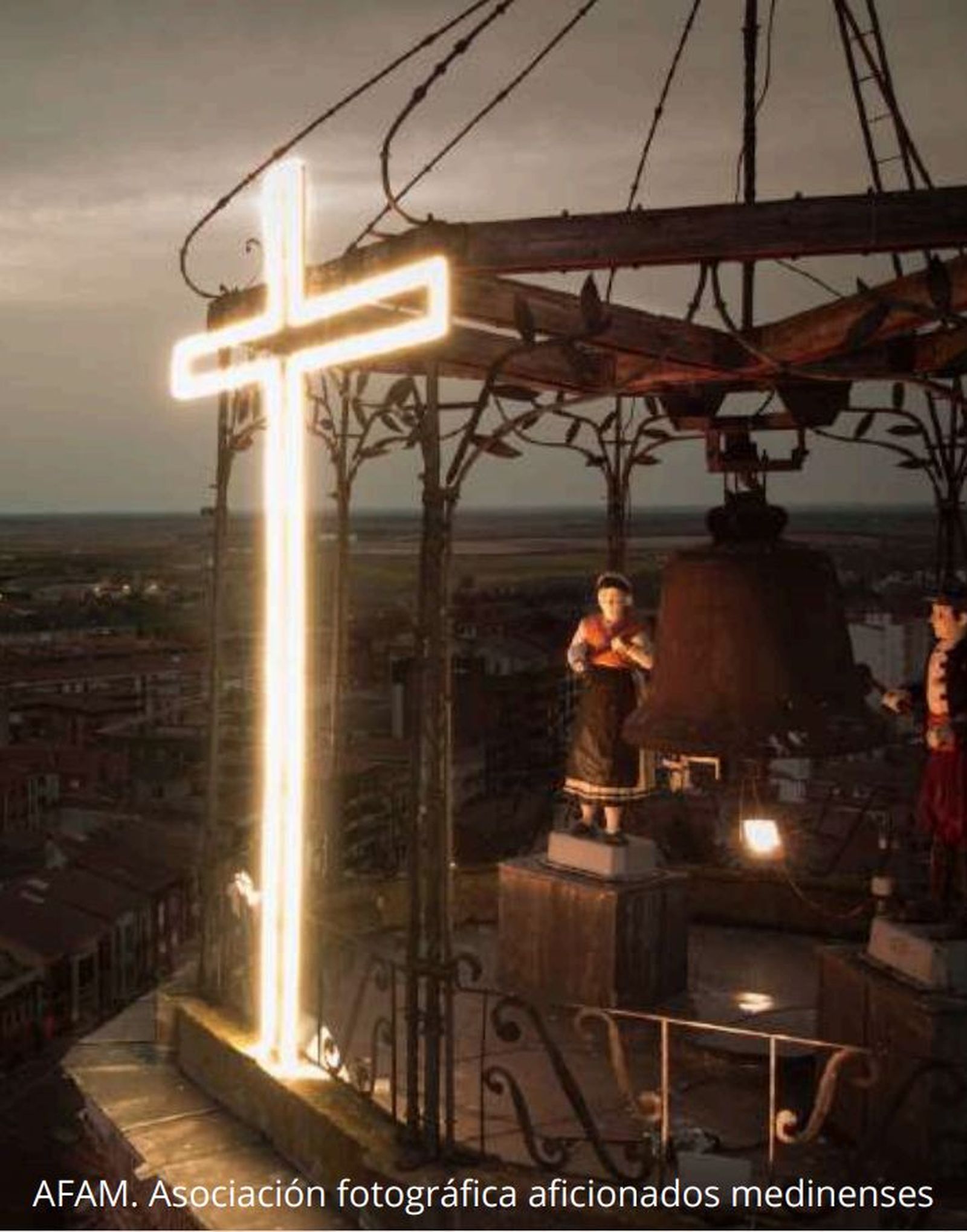 Encendido de la cruz