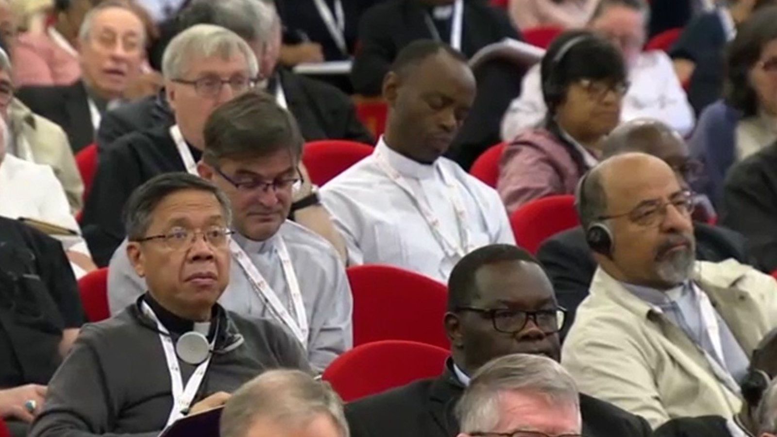 Retiro espiritual de los participantes en el Sínodo