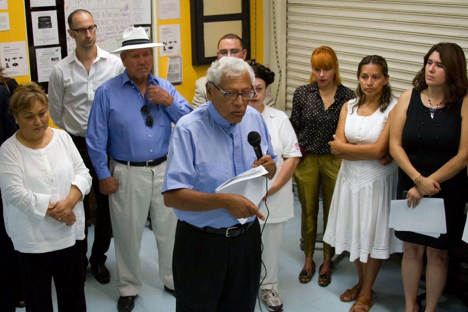 Padre Richard Estrada, activista por los derechos humanos