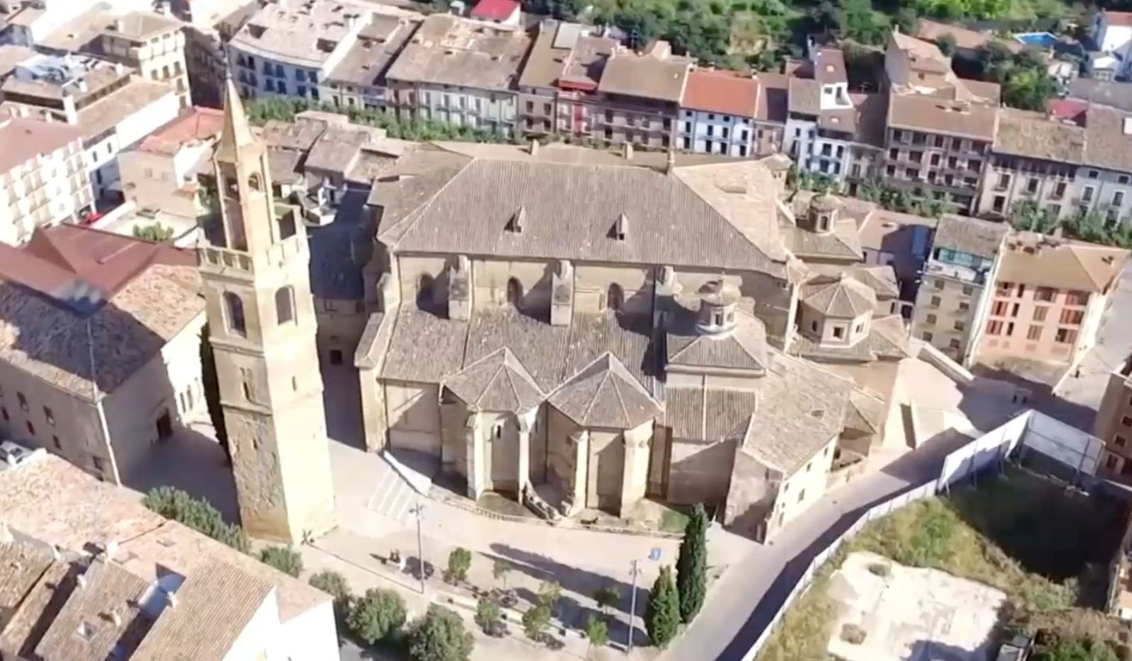 La catedral de Barbastro-Monzón, en el centro del casco histórico
