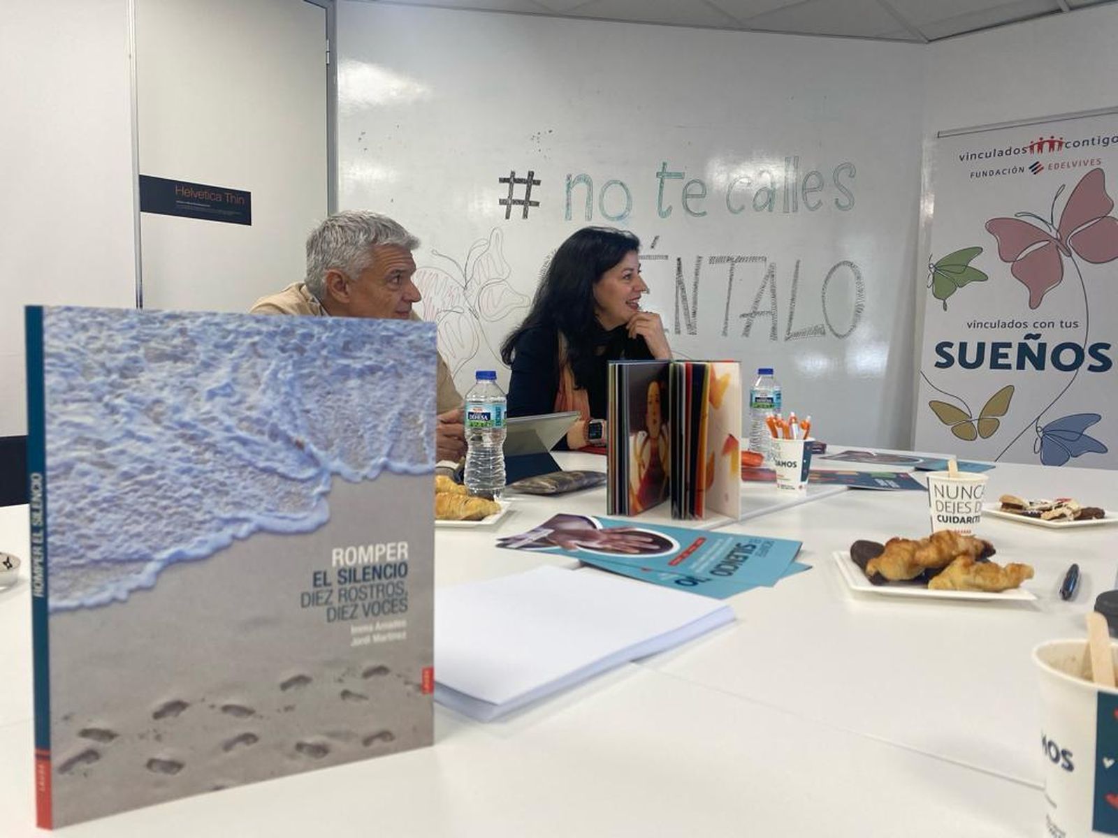 Presentación de 'Romper el silencio'