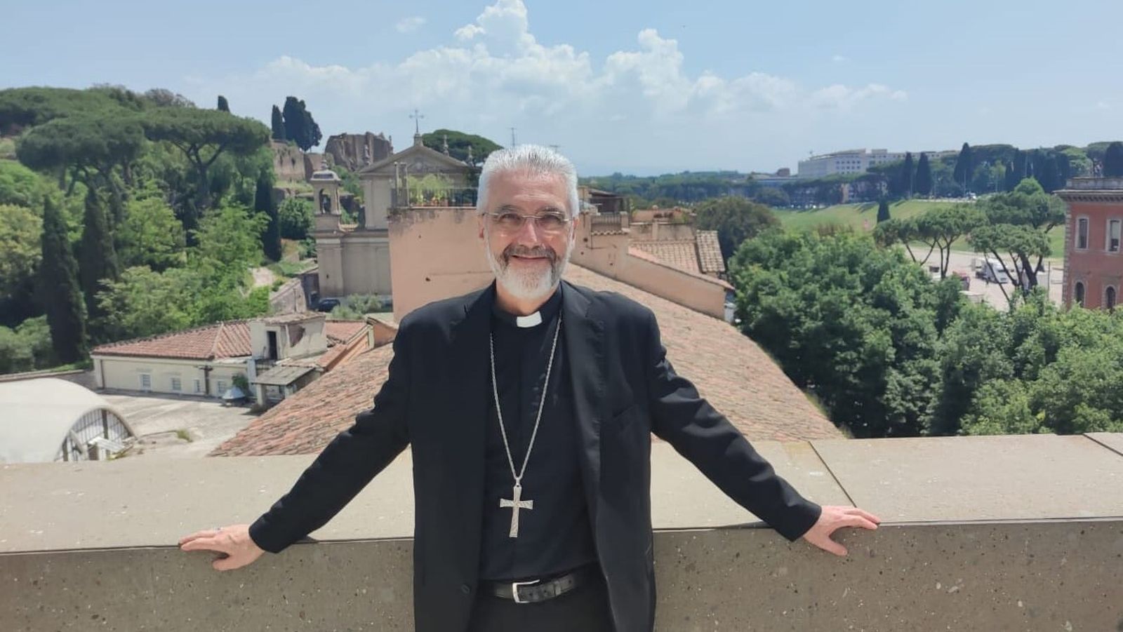 Monseñor Luis Marín