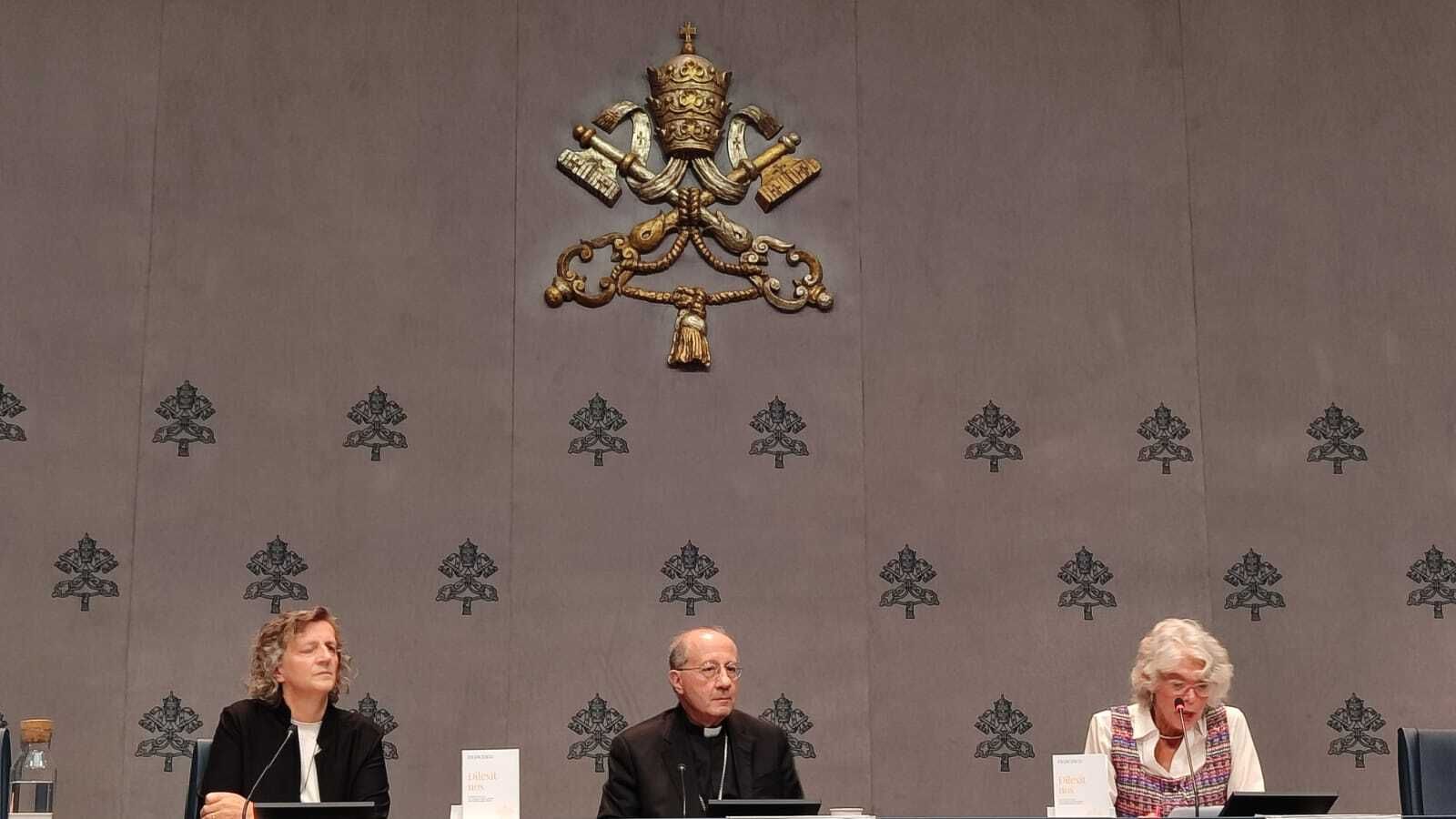 Presentación de Dilexit nos