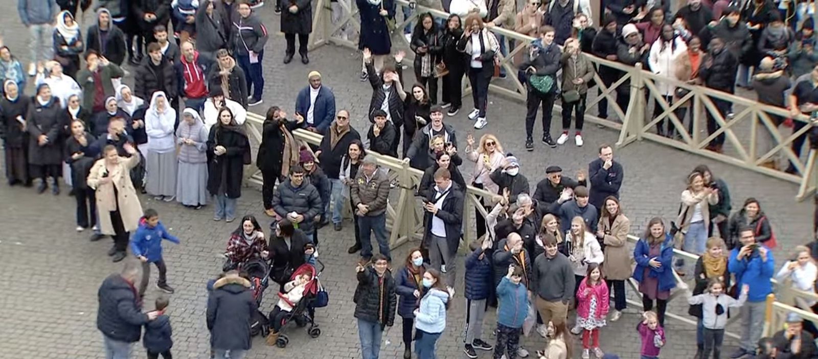 Ángelus del Papa en Nochebuena