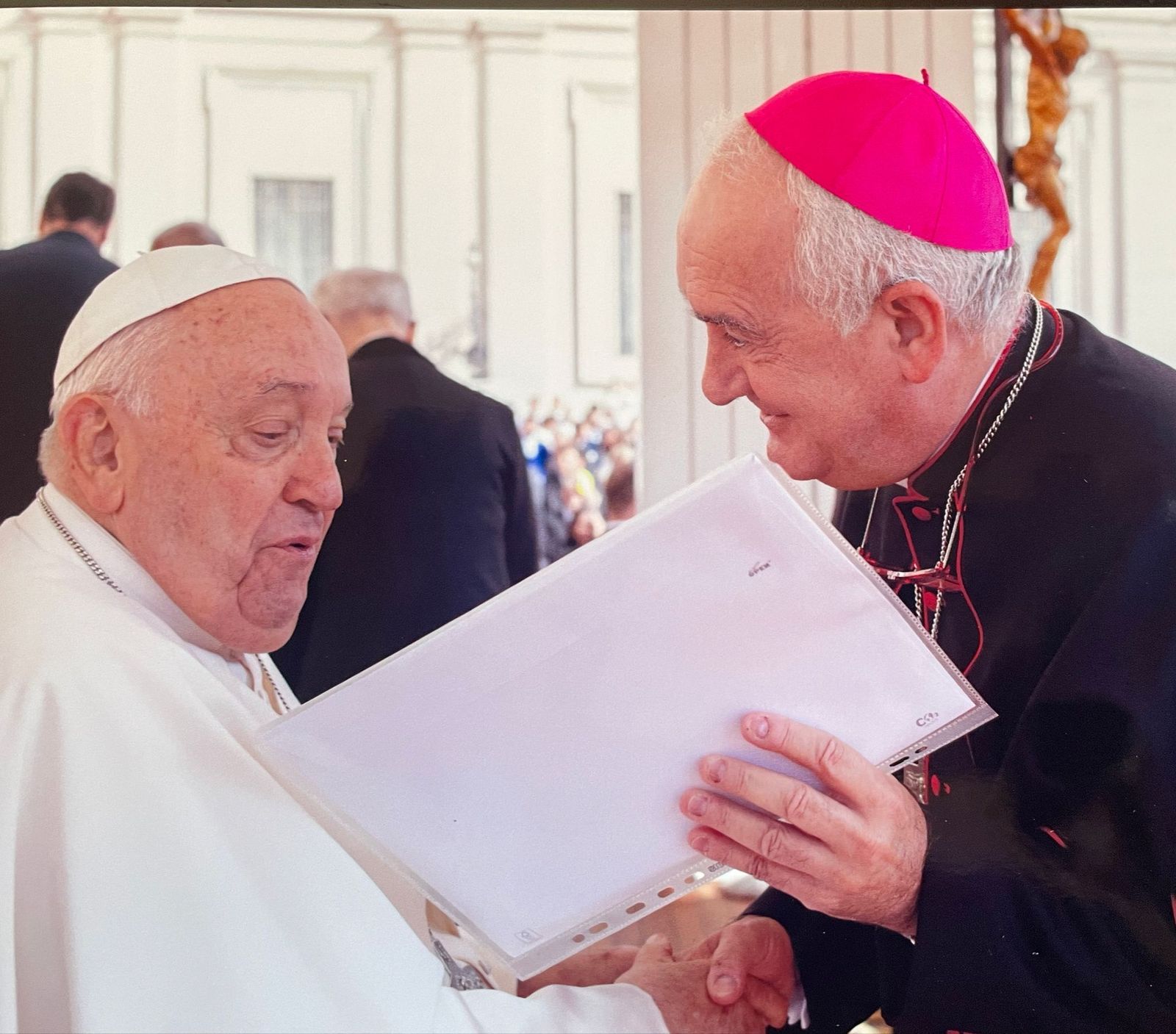 Pérez Pueyo entregó al Papa la documentación el pasado miércoles