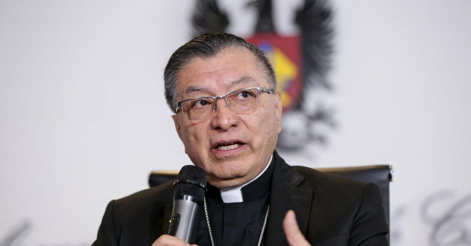 El presidente de los obispos colombianos, Óscar Urbina
