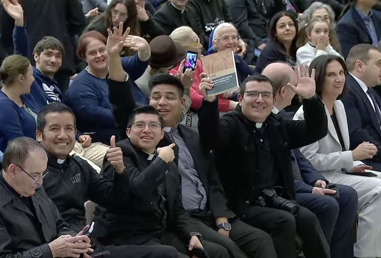 Sacerdotes en la audiencia general