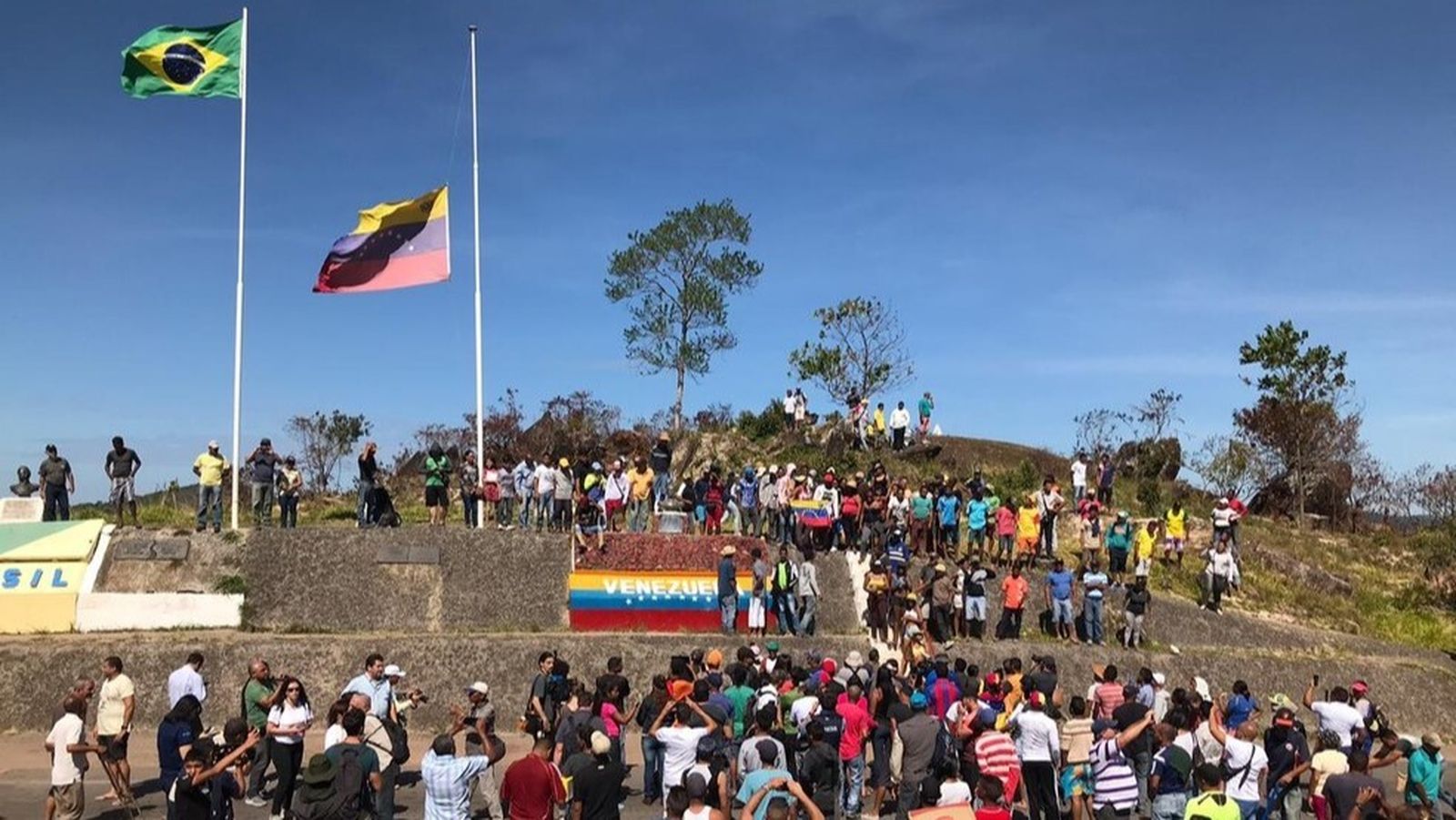 Migrantes en la frontera Brasil-Venezuela