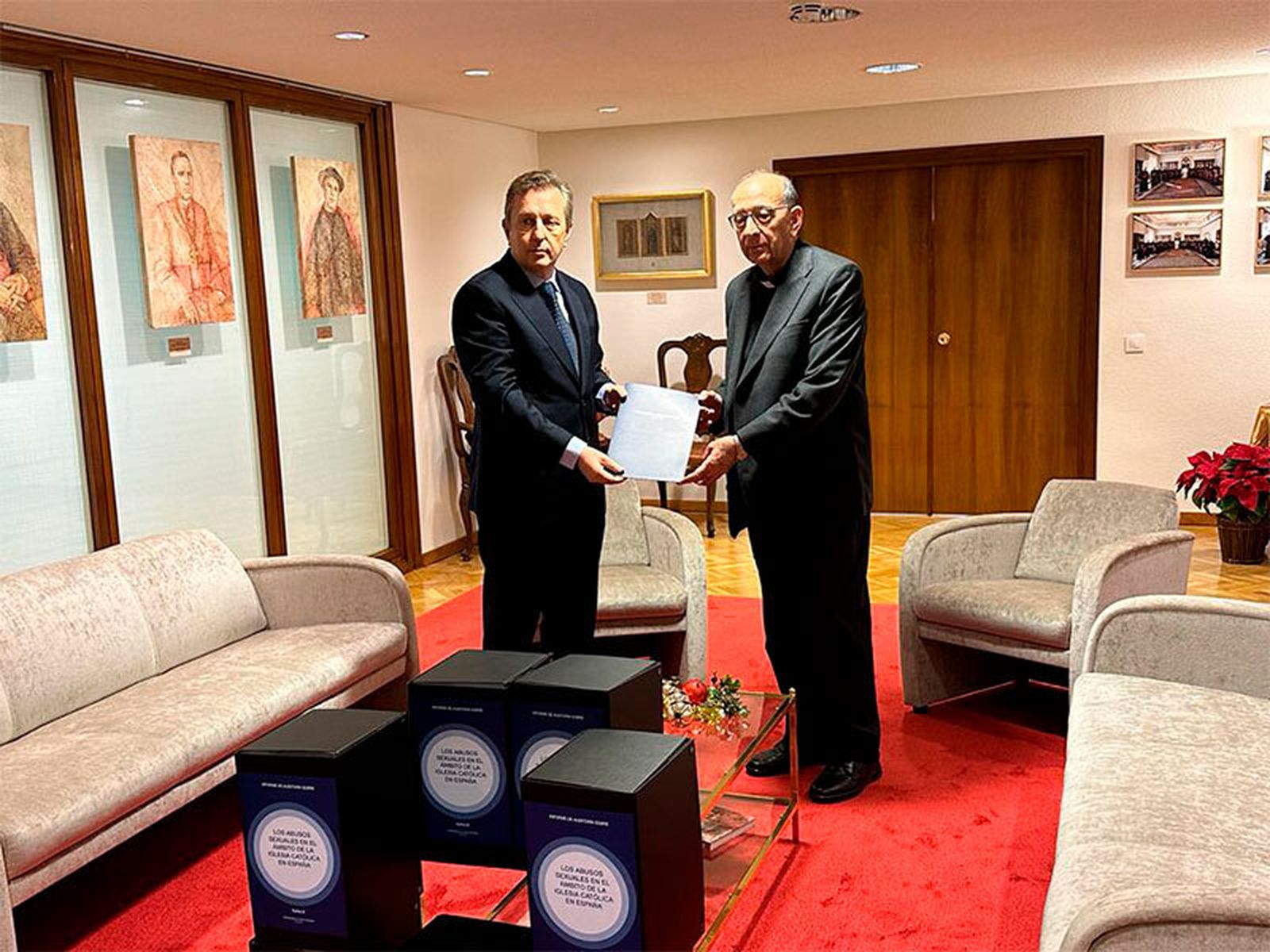 Omella recibe el informe de la auditoría encargada a Cremades & Calvo Sotelo