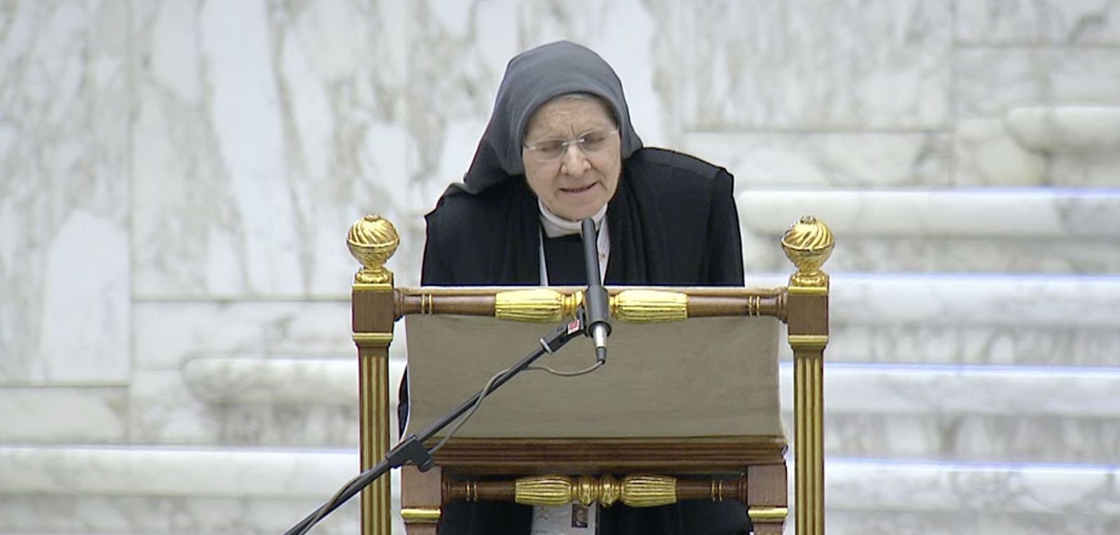 Madre Angelini. Sínodo de la sinodalidad