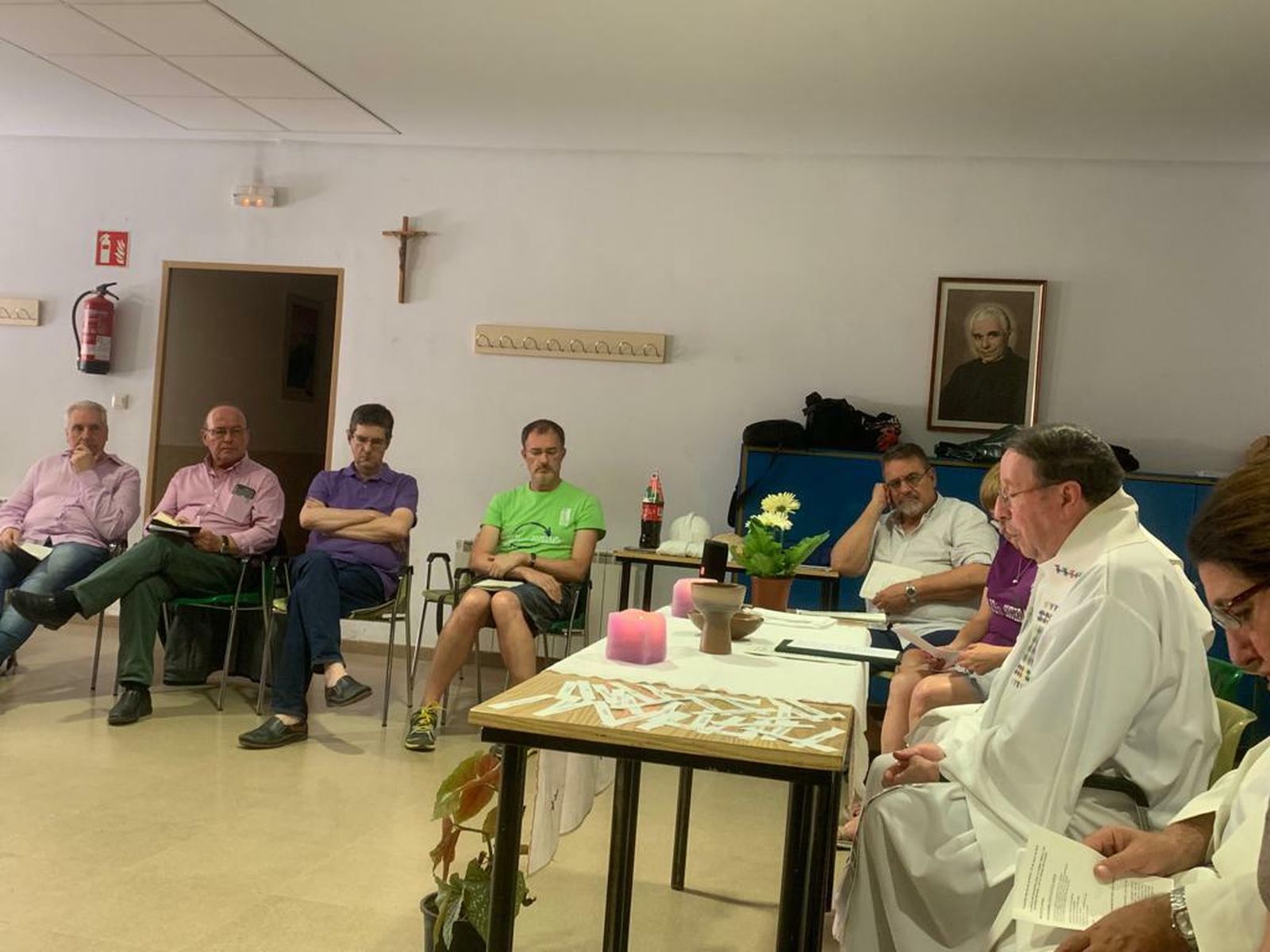 MOmento de la eucaristía de la Hoac