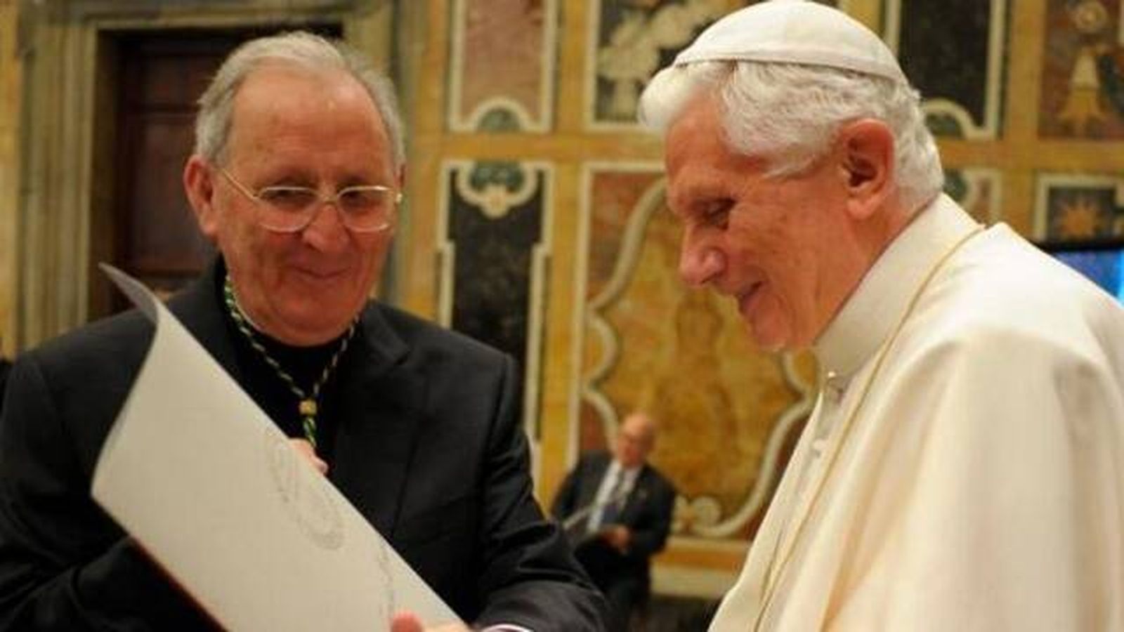 Benedicto XVI, con Olegario González de Cardedal
