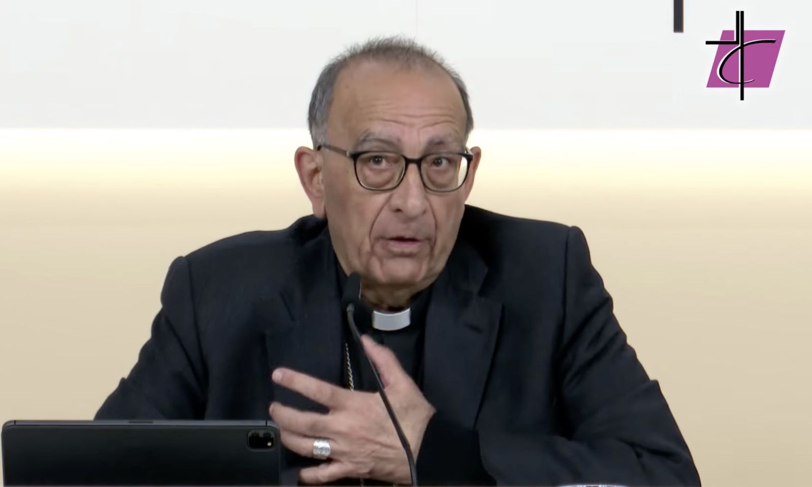 Omella, en la rueda de prensa tras la Plenaria extraordinaria