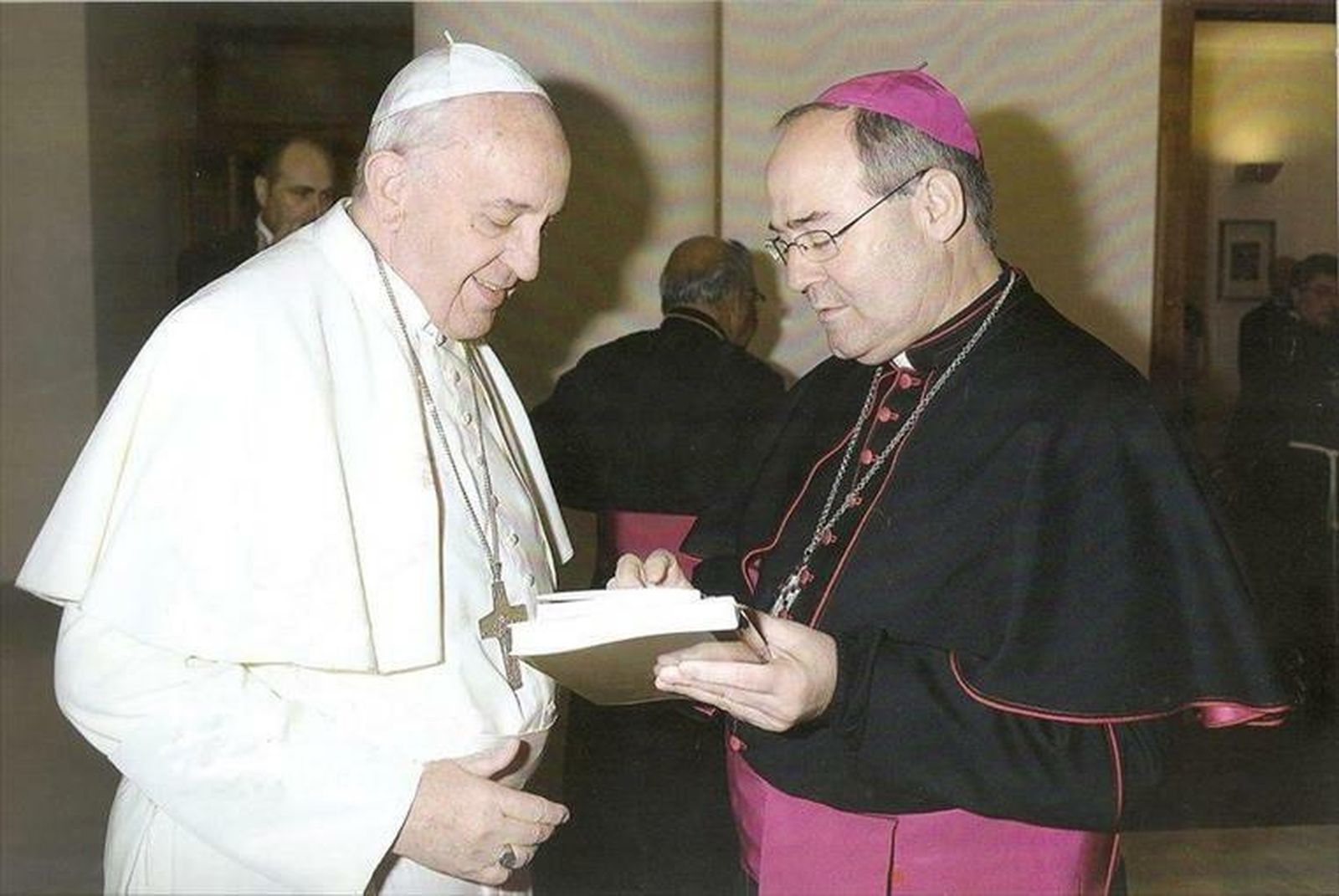 Francisco y Monseñor Cerro