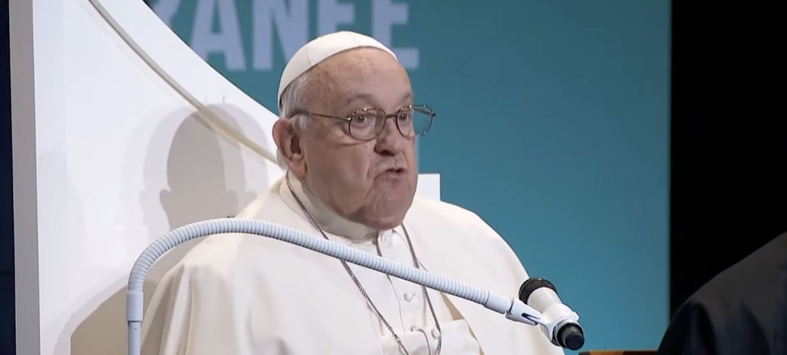 El papa, durante su discurso