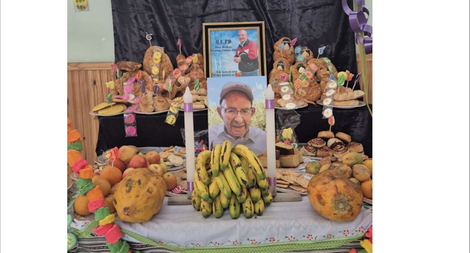 Mesa tradicional en memoria del hermano Andrés Lorenzo Calzón