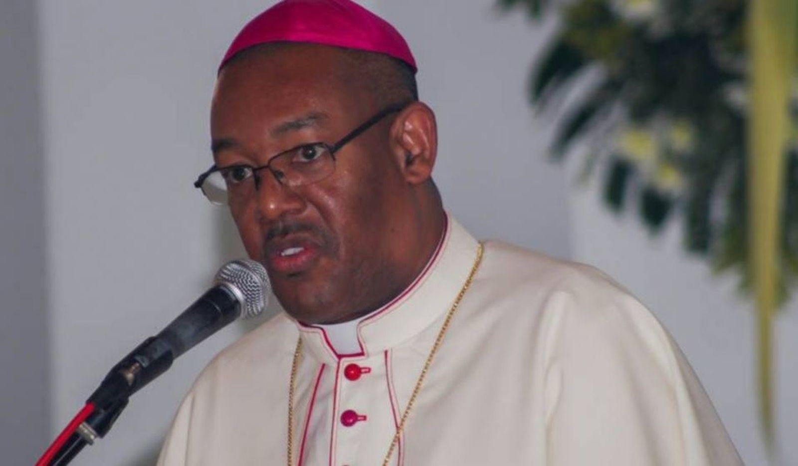 Monseñor Max Leroys Mésidor, arzobispo de Puerto Príncipe