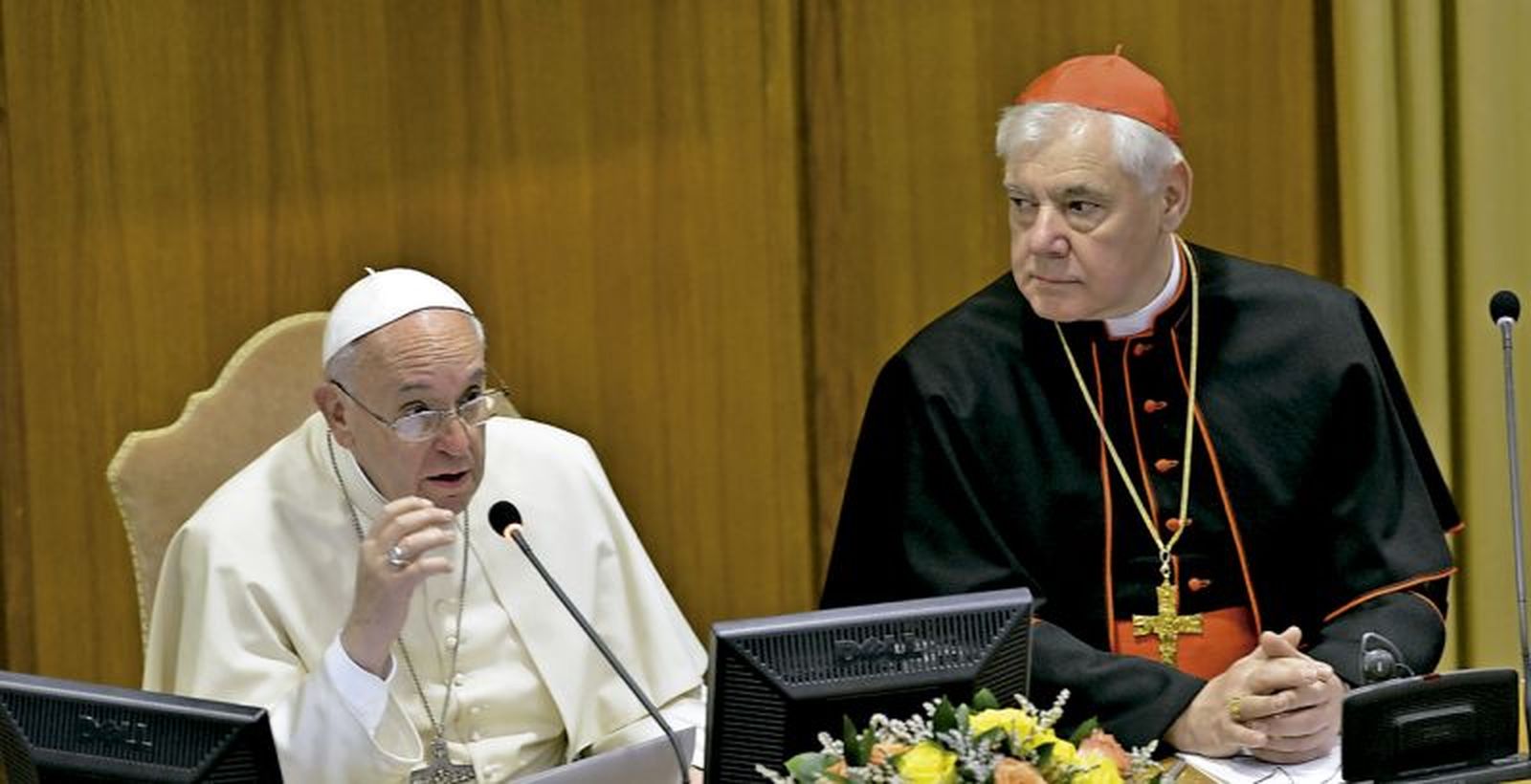 Cardenal Müller y Francisco