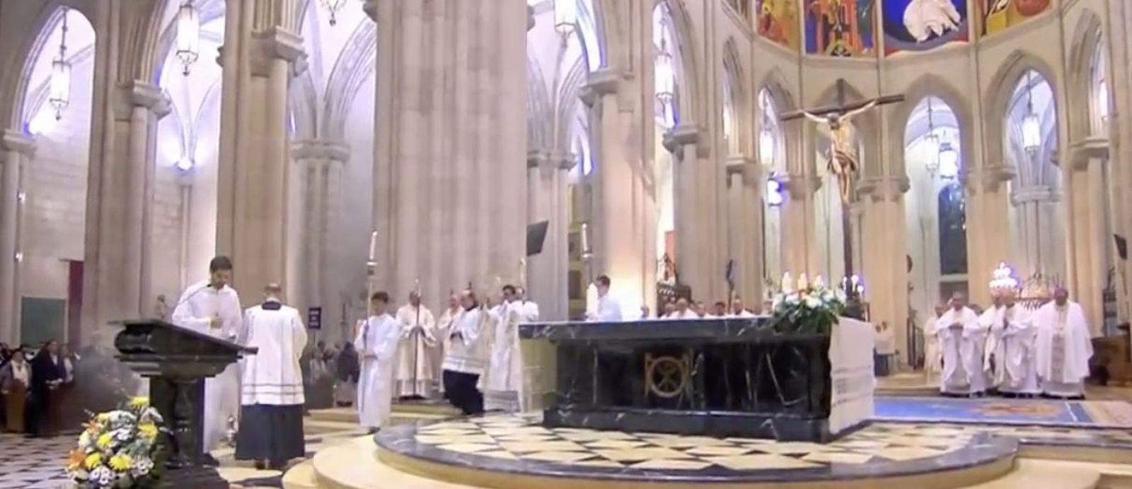 Misa en La Almudena
